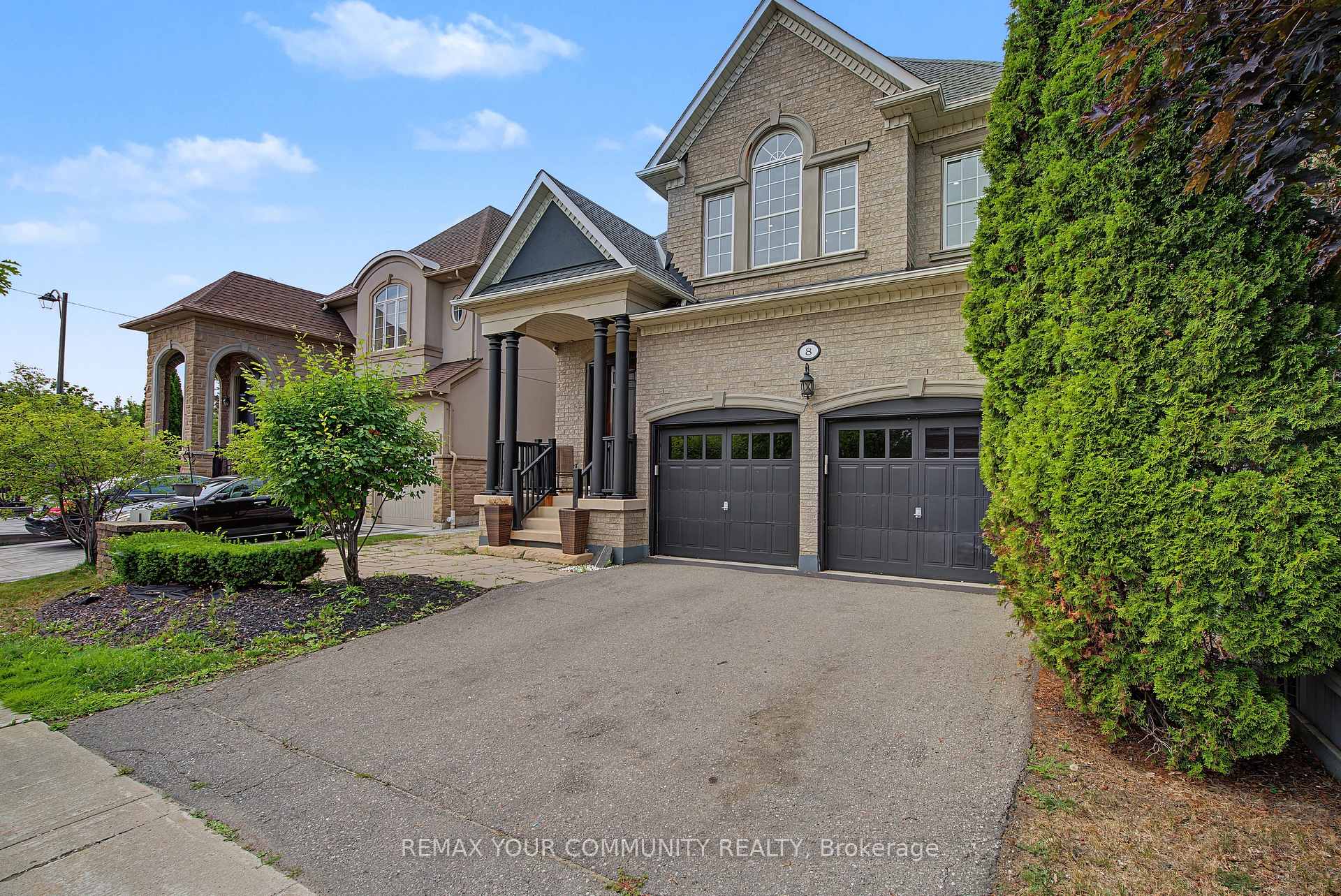 Photo 3 of 8 Yemina Gate, Vaughan, Patterson — HOMEH