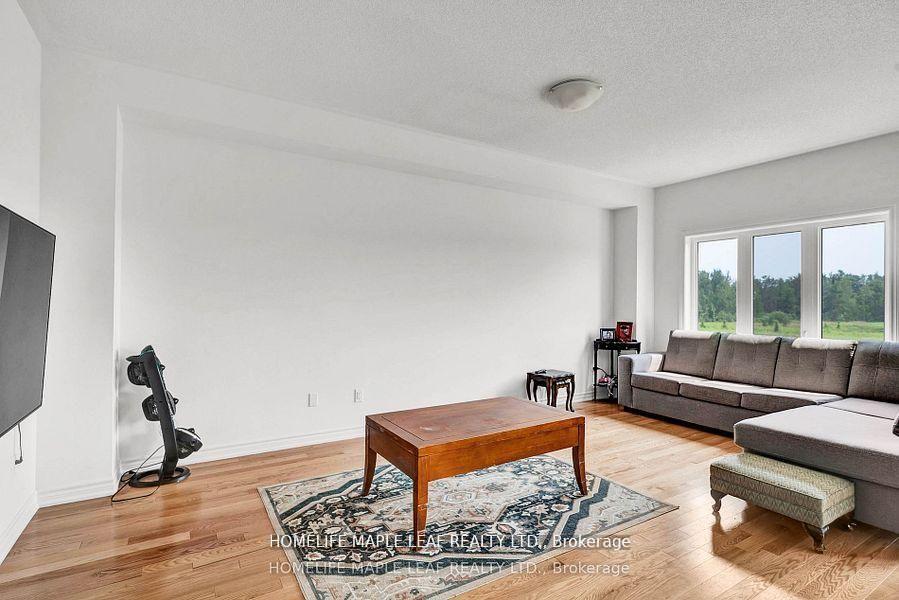 Photo 4 of 377 Russell Street, Southgate — HOMEH