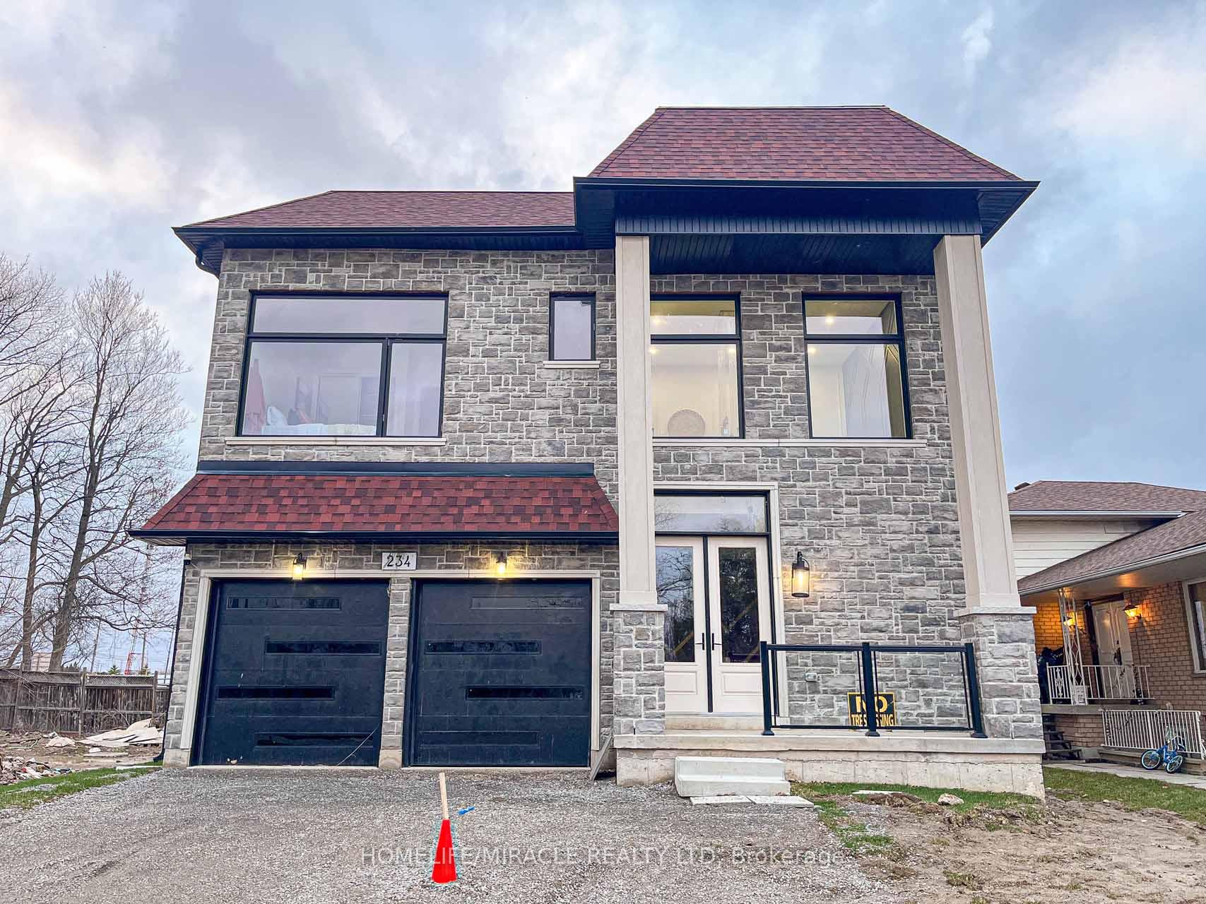 Photo 2 of 234 Eleanor Avenue, Hamilton, Eleanor — HOMEH