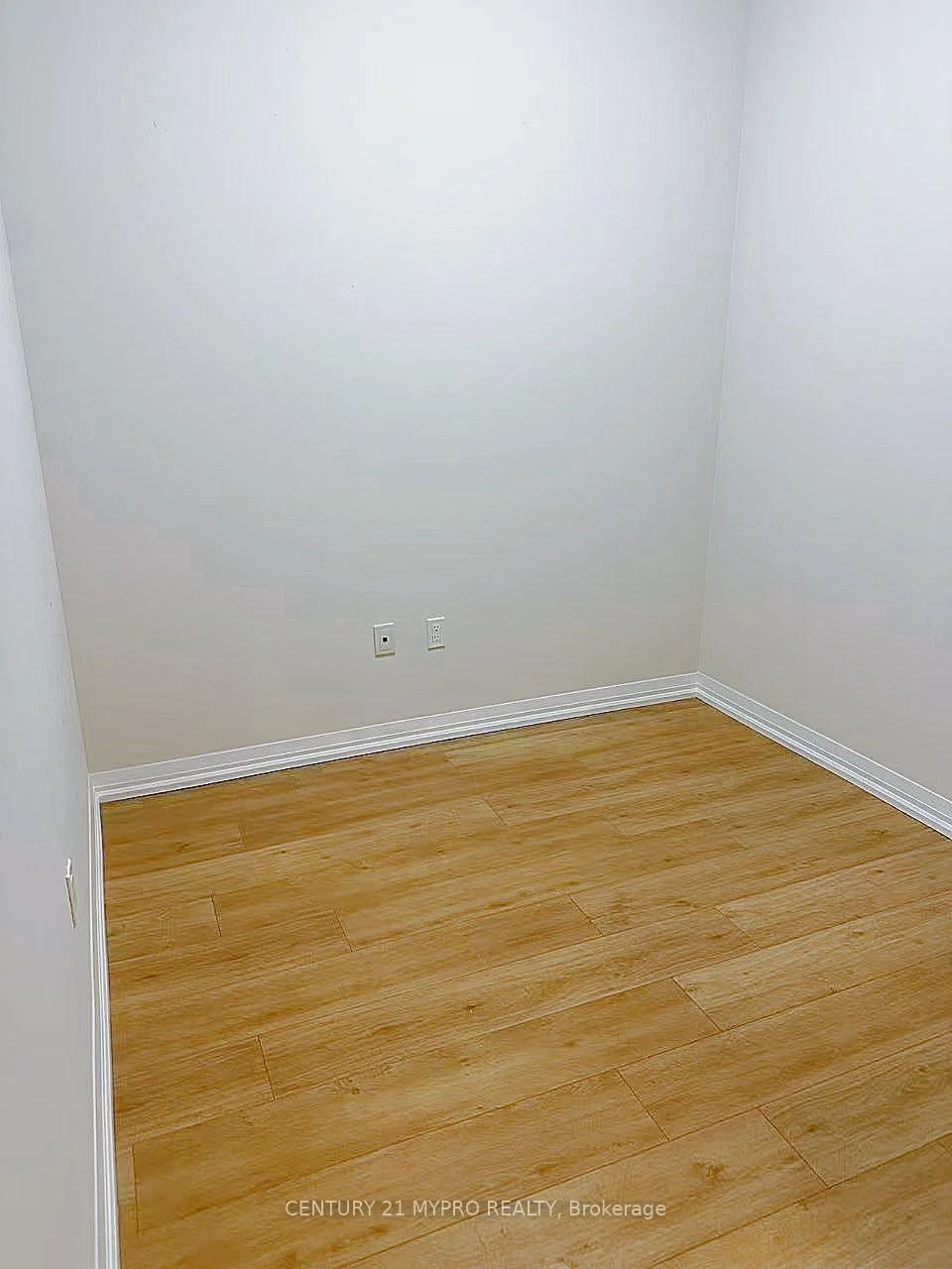 Photo 10 of Unit 2006, 55 Ann O'reilly Road, North York, Henry Farm — HOMEH