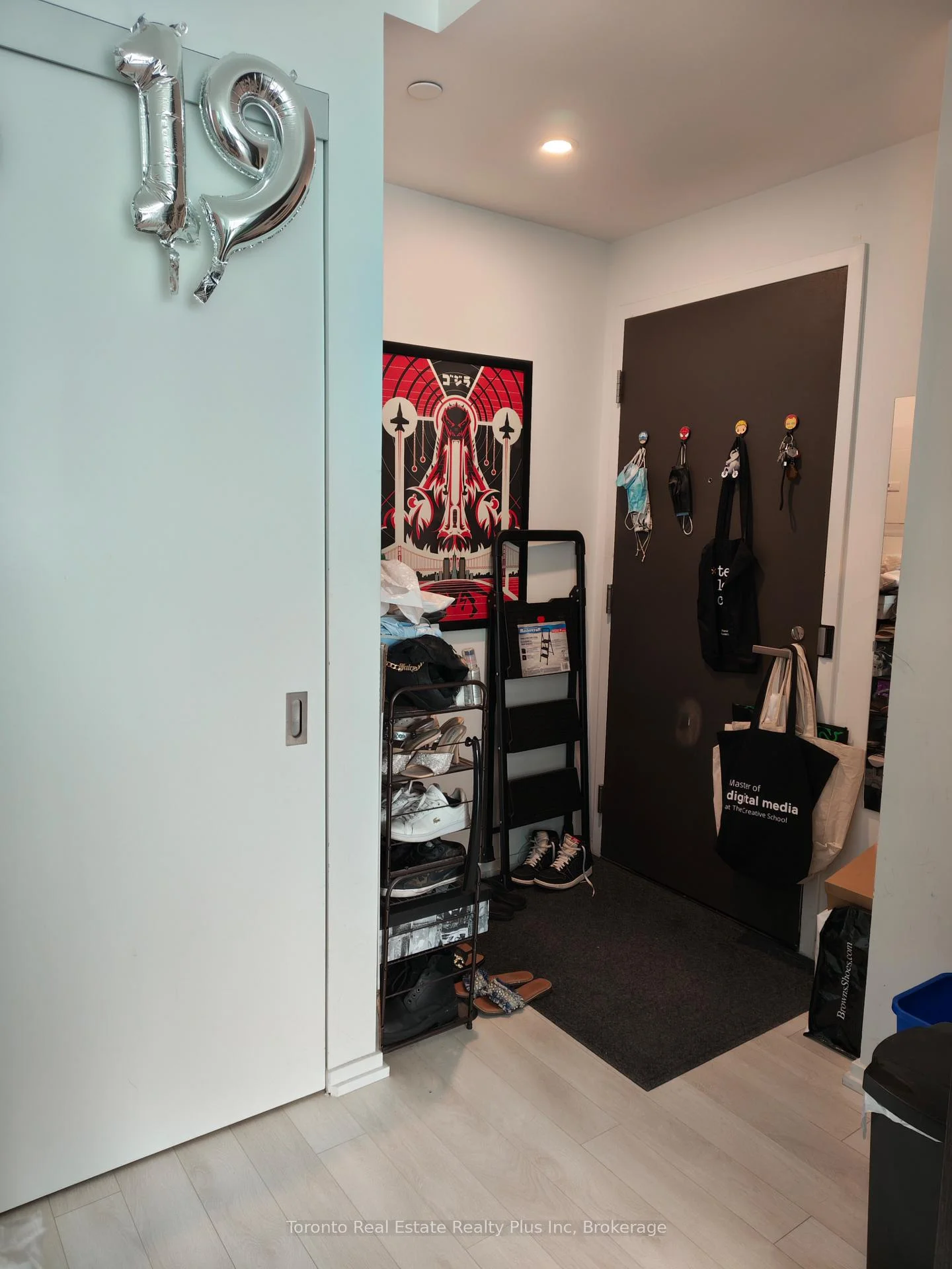 Photo 7 of Unit 2914, 197 Yonge Street, Toronto, Church-Yonge Corridor — HOMEH