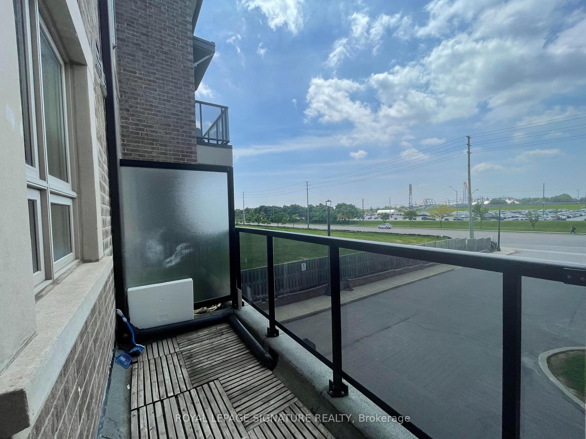 Photo 21 of Unit 14, 125 Kayla Crescent, Vaughan, Maple — HOMEH