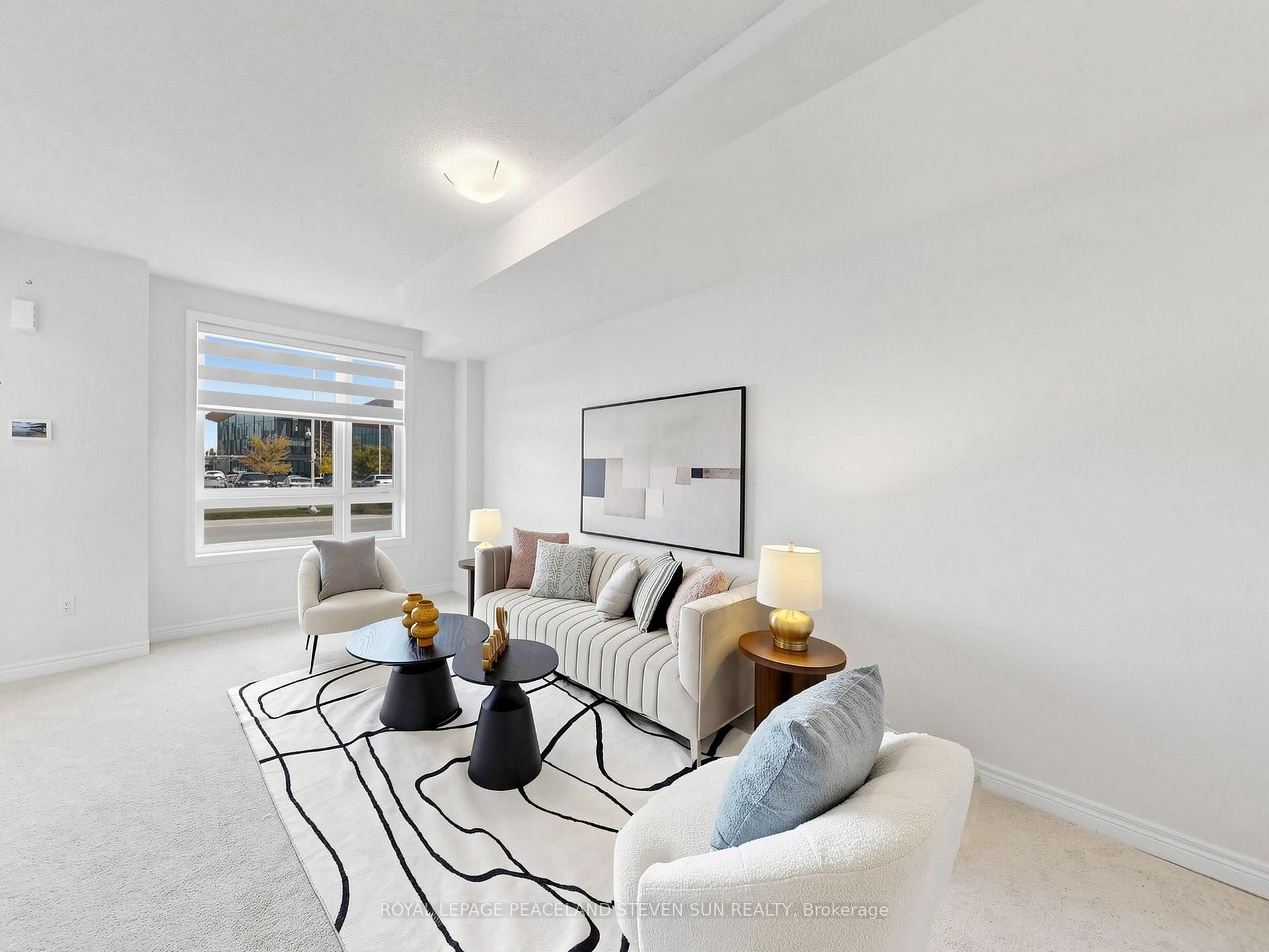 Photo 4 of 17 Mumbai Drive, Markham, Middlefield — HOMEH