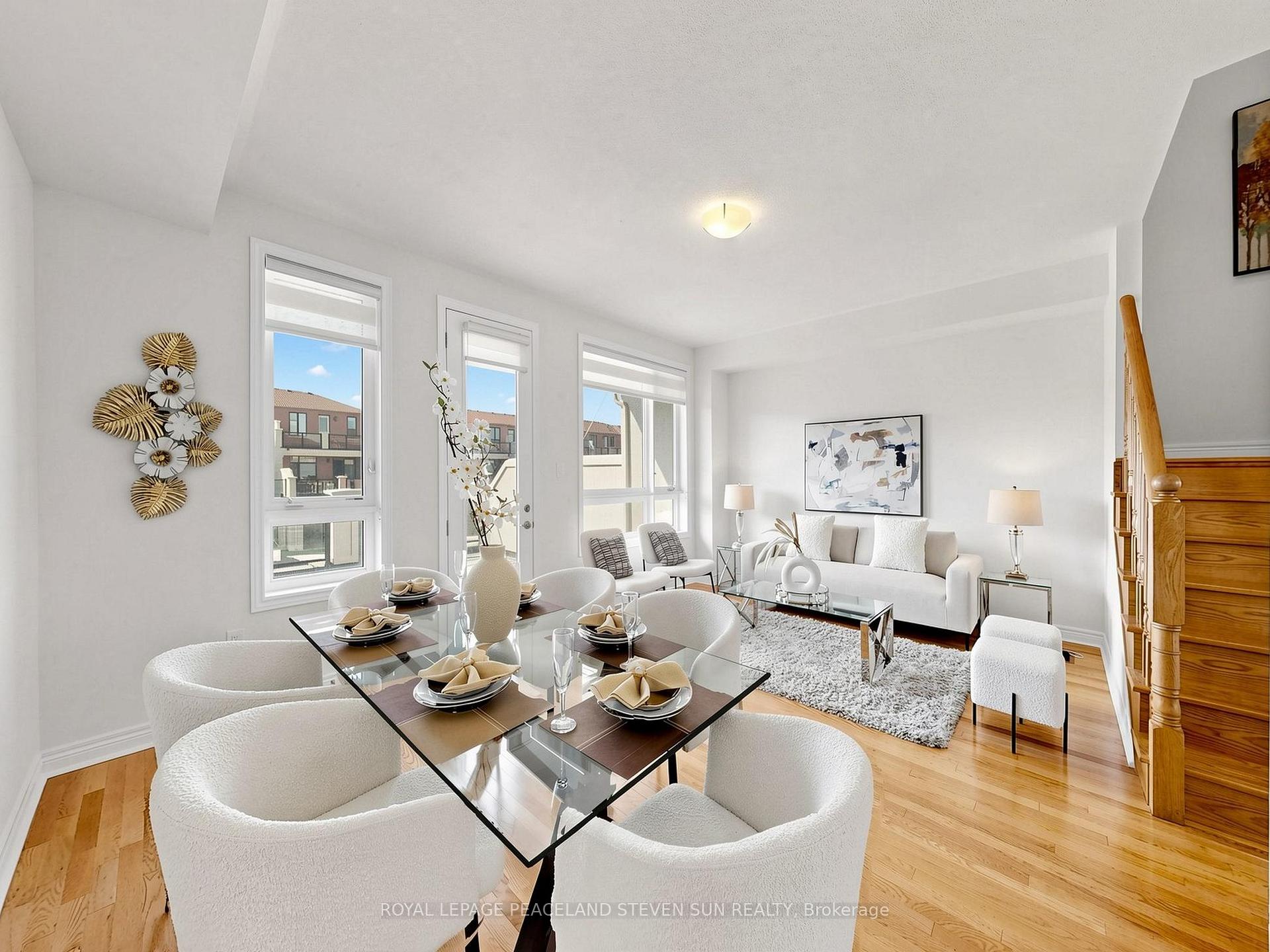Photo 14 of 17 Mumbai Drive, Markham, Middlefield — HOMEH