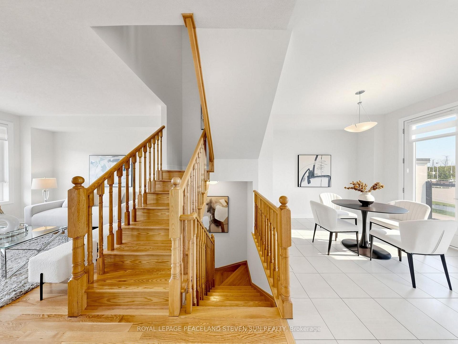 Photo 17 of 17 Mumbai Drive, Markham, Middlefield — HOMEH