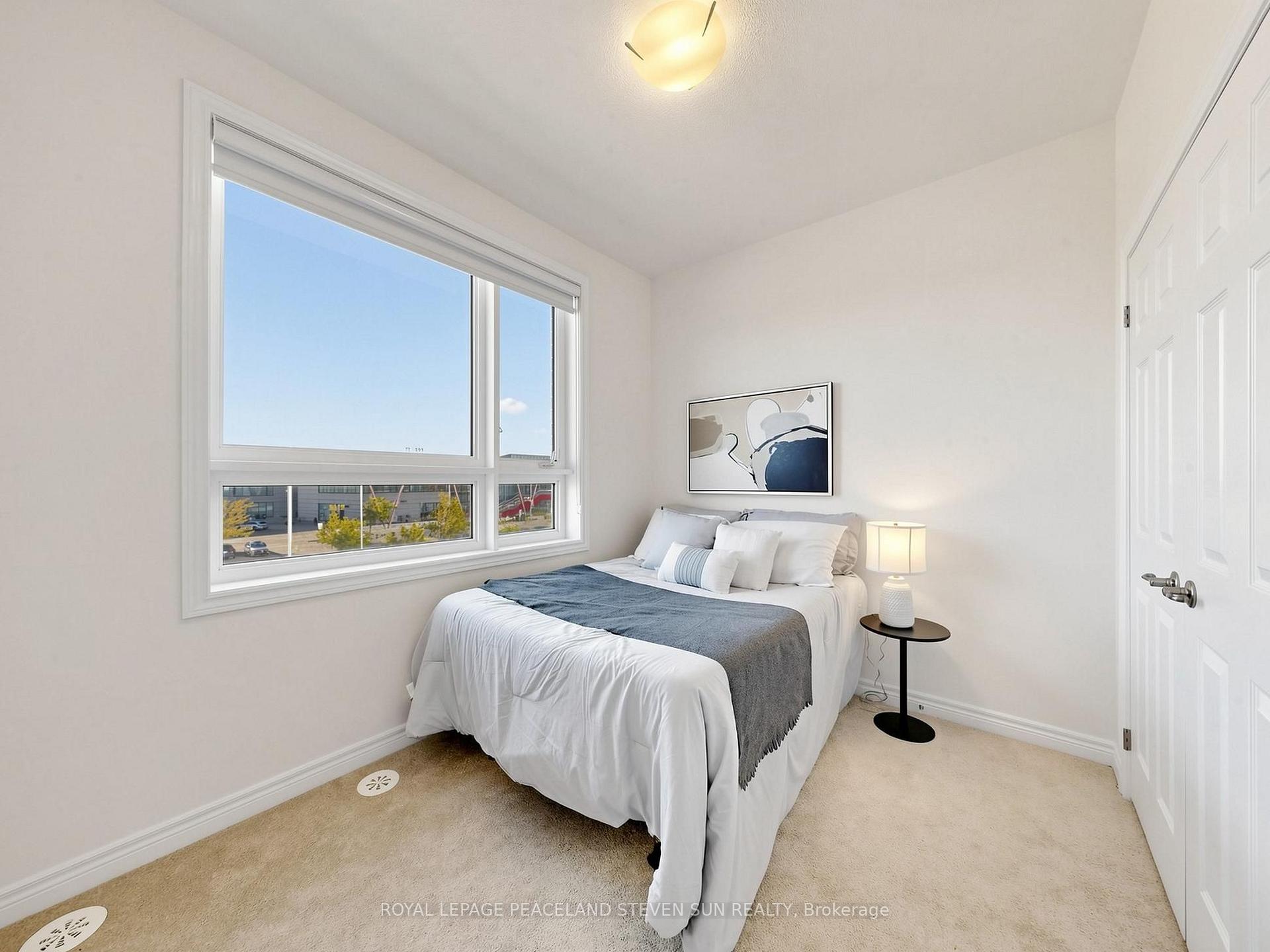 Photo 25 of 17 Mumbai Drive, Markham, Middlefield — HOMEH