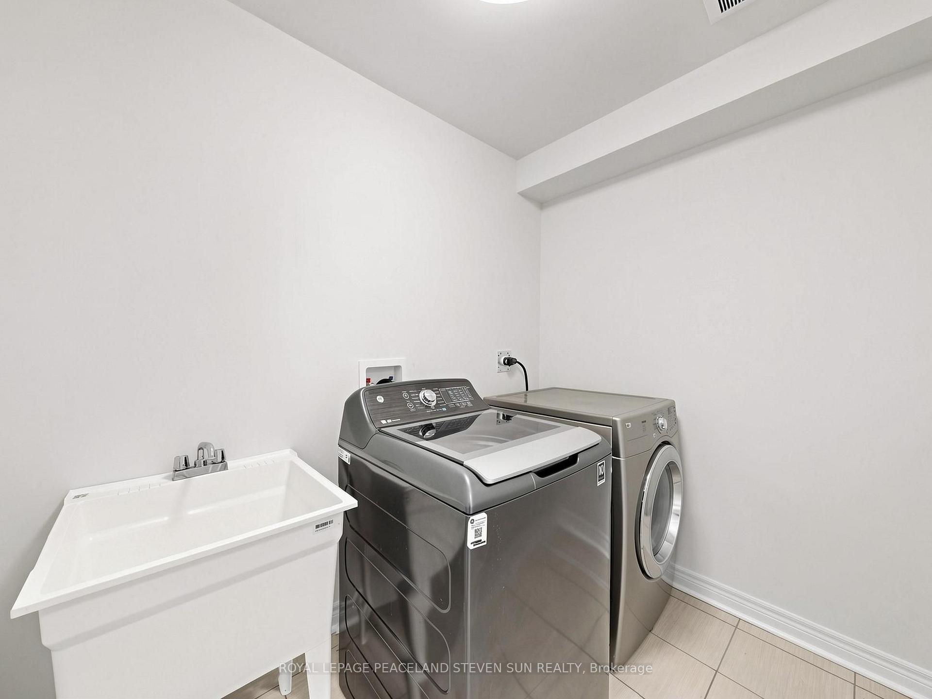 Photo 31 of 17 Mumbai Drive, Markham, Middlefield — HOMEH