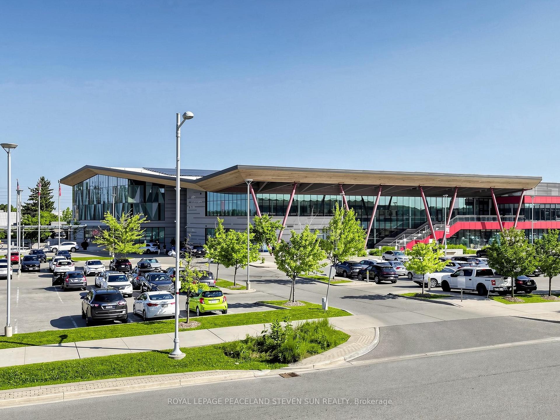 Photo 37 of 17 Mumbai Drive, Markham, Middlefield — HOMEH