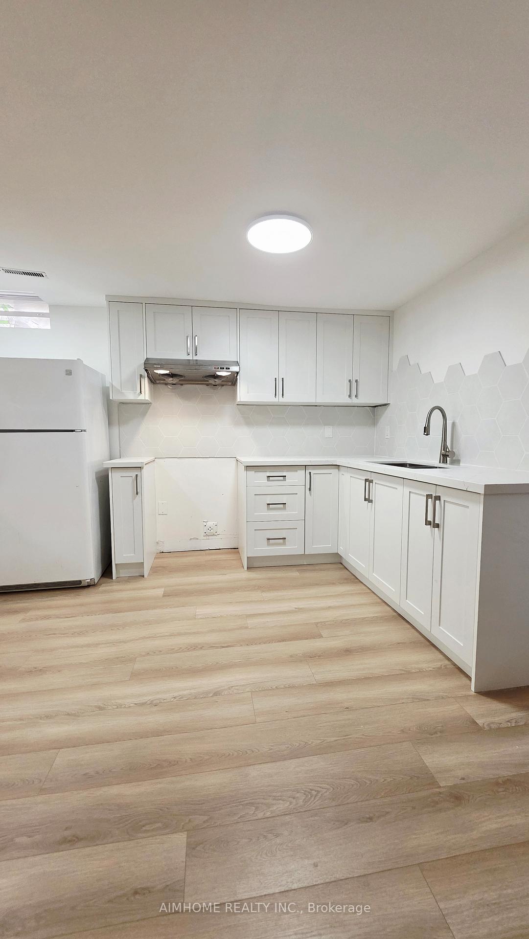 Photo 3 of Unit Basement, 63 Forty Second Street, Markham, Markville — HOMEH