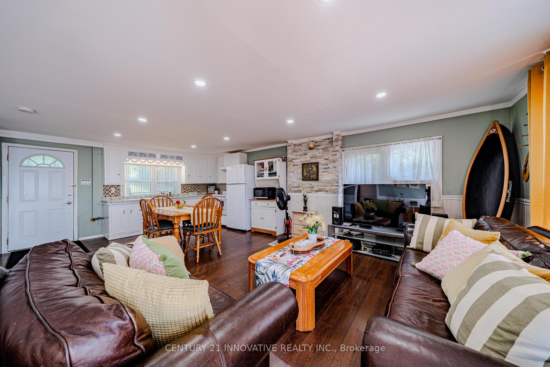 Photo 24 of 73 Loon Street, Kawartha Lakes, Ops — HOMEH
