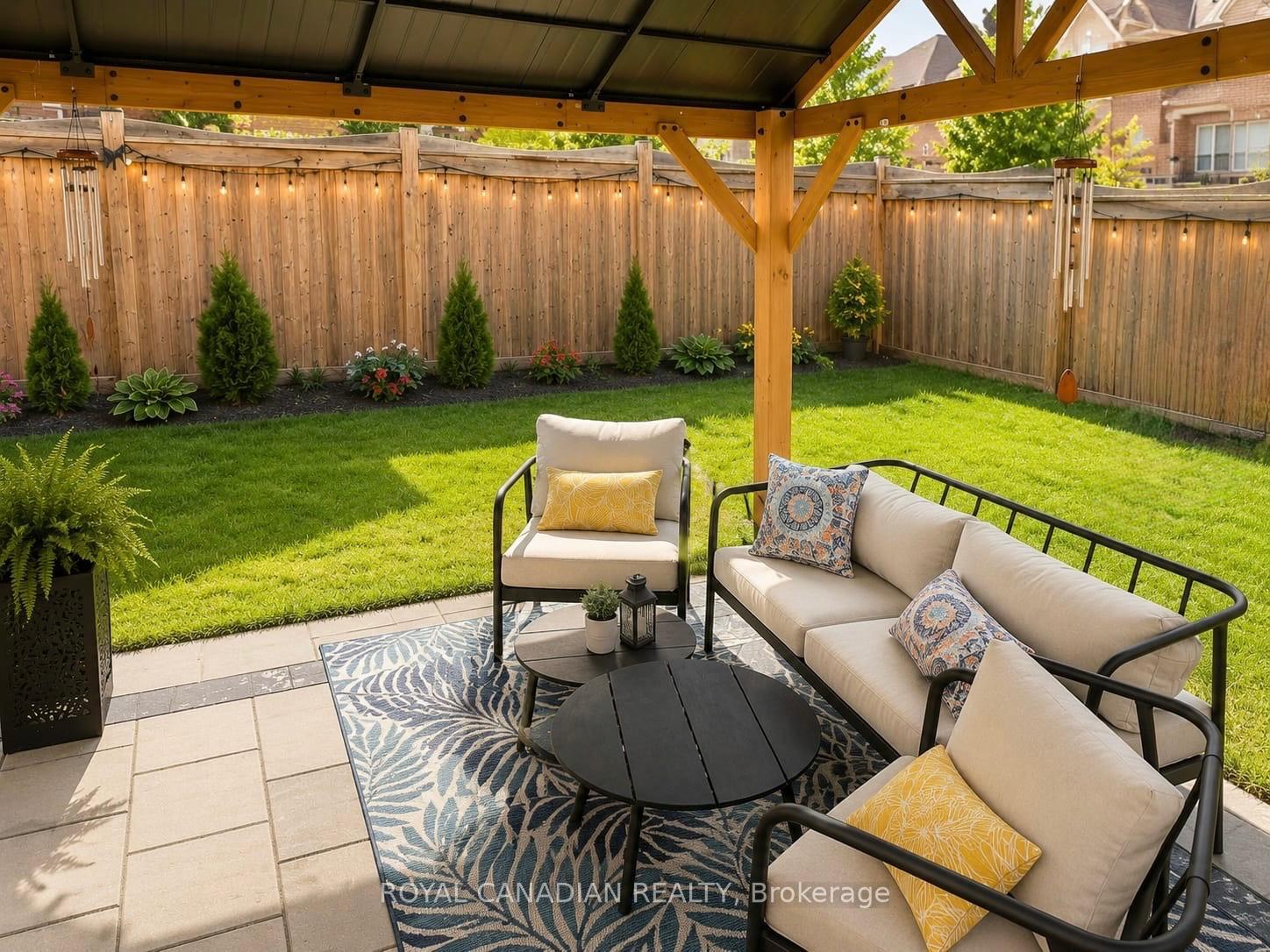 Photo 19 of 64 Lyle Drive, Clarington, Bowmanville — HOMEH