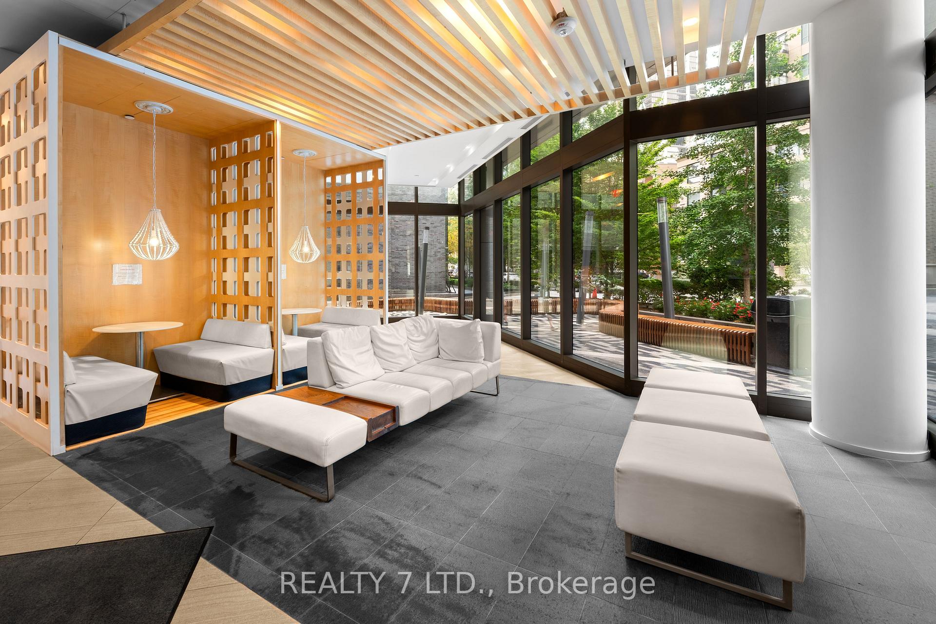 Photo 8 of Unit 1808, 45 Charles Street E, Toronto, Church-Yonge Corridor — HOMEH