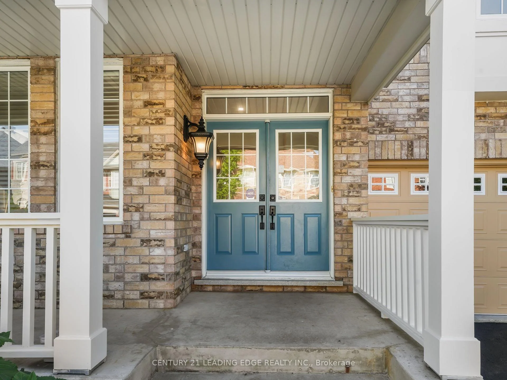 Photo 4 of 50 Storybook Crescent, Markham, Wismer — HOMEH