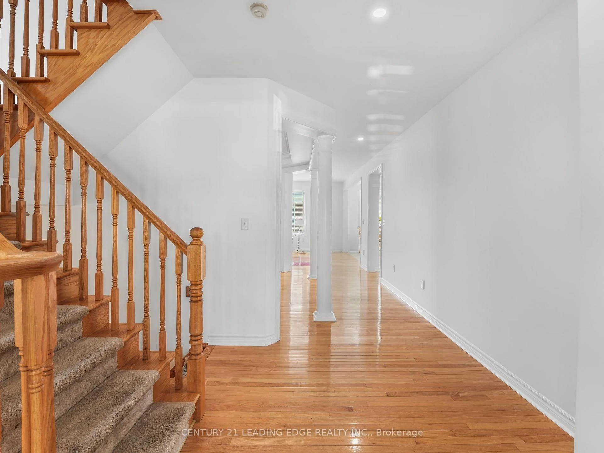 Photo 10 of 50 Storybook Crescent, Markham, Wismer — HOMEH