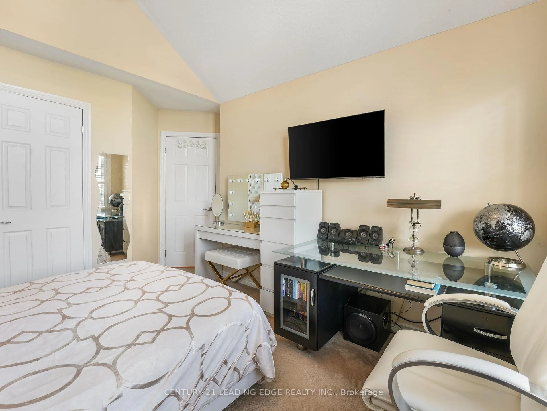 Photo 32 of 50 Storybook Crescent, Markham, Wismer — HOMEH