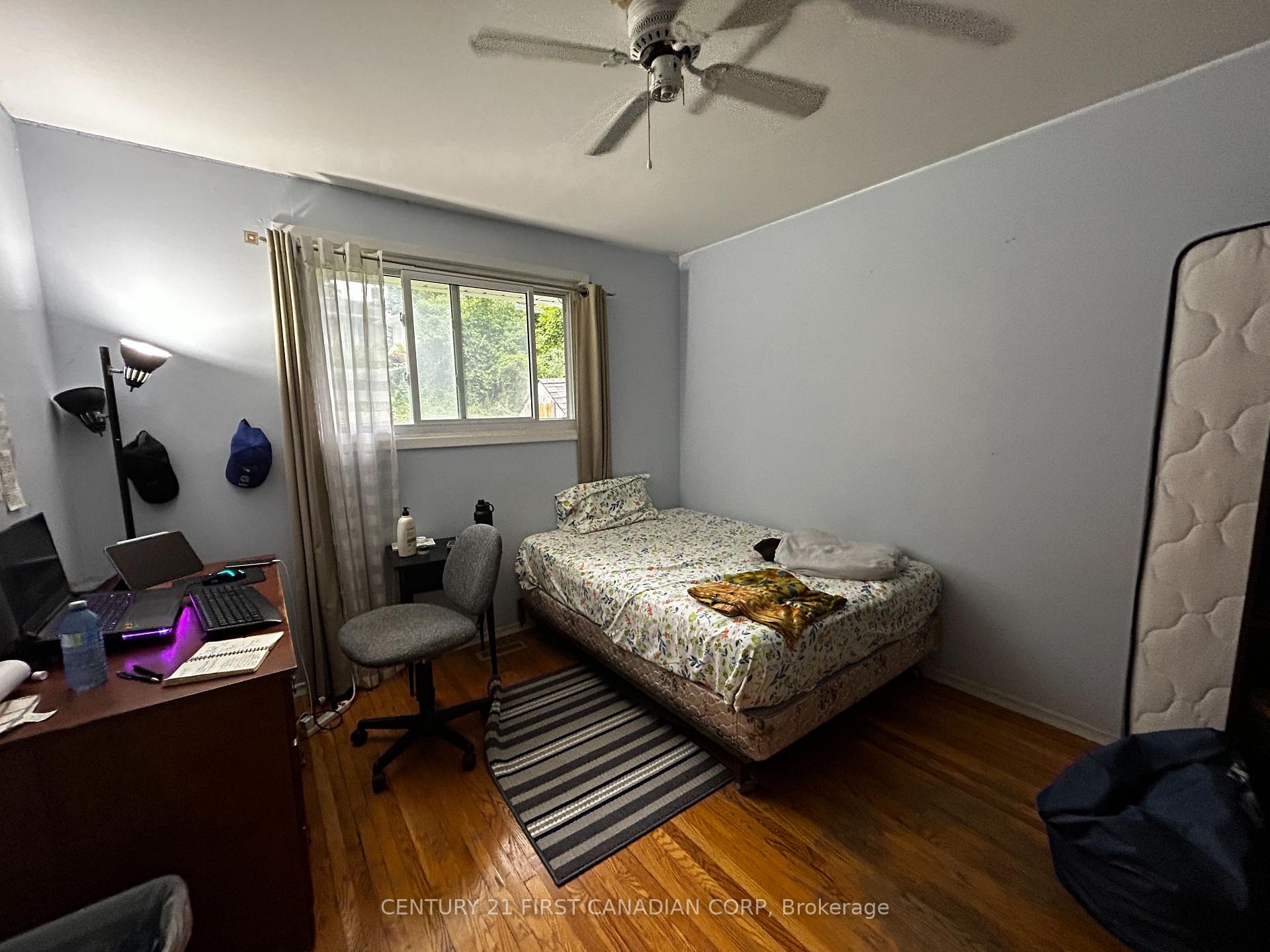 Photo 6 of Unit Room 3, 460 Castlegrove Boulevard, London, North M — HOMEH