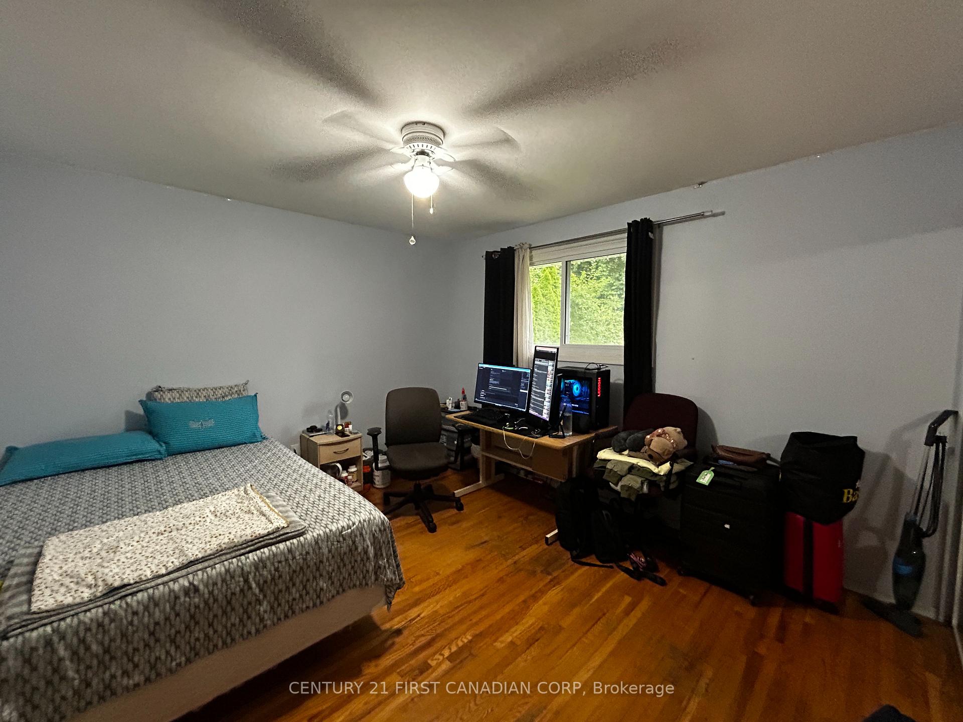 Photo 7 of Unit Room 3, 460 Castlegrove Boulevard, London, North M — HOMEH