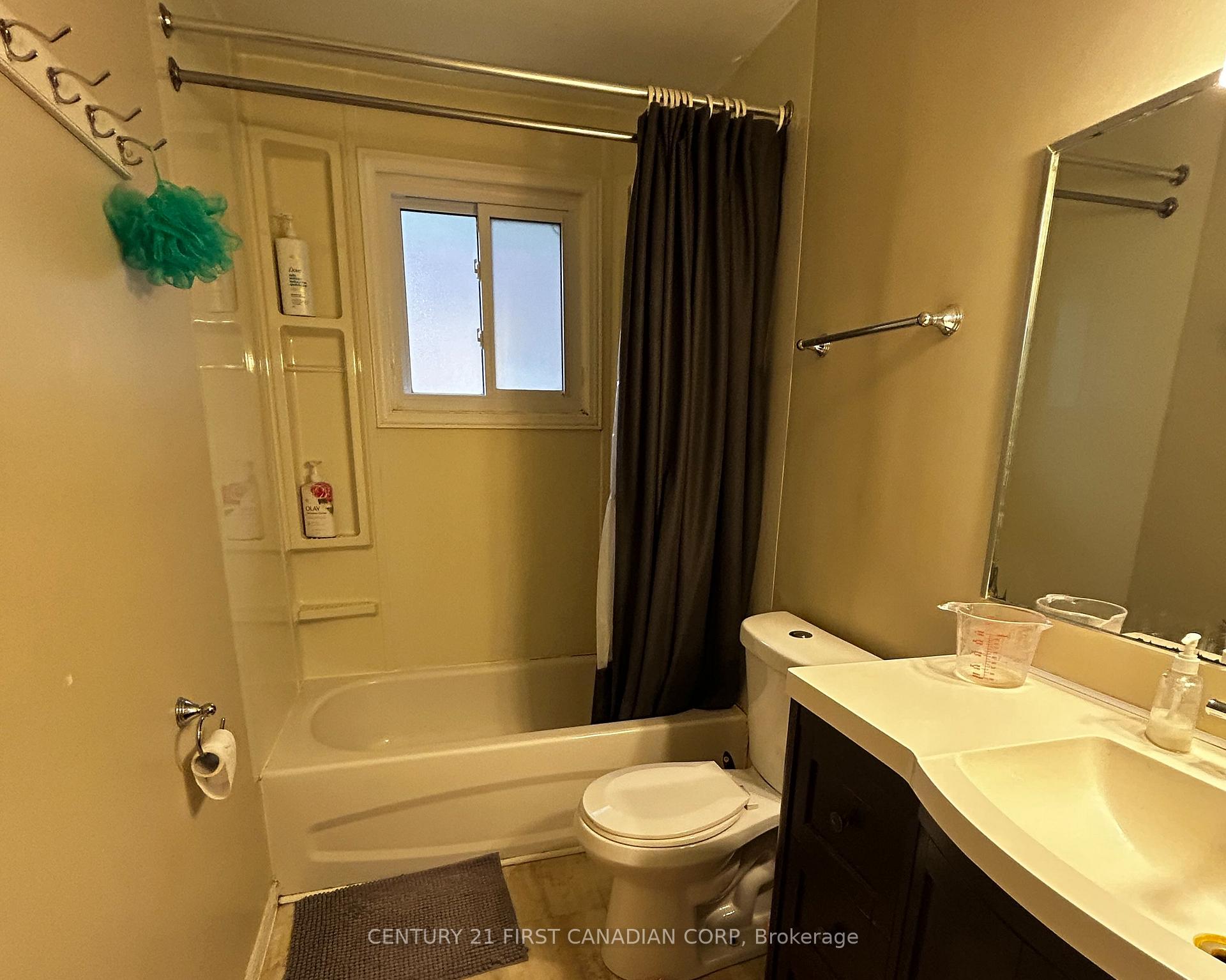 Photo 10 of Unit Room 3, 460 Castlegrove Boulevard, London, North M — HOMEH