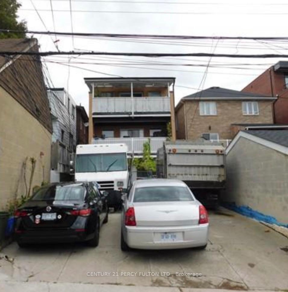 Photo 5 of 352 Caledonia Road, Toronto, Caledonia-Fairbank — HOMEH