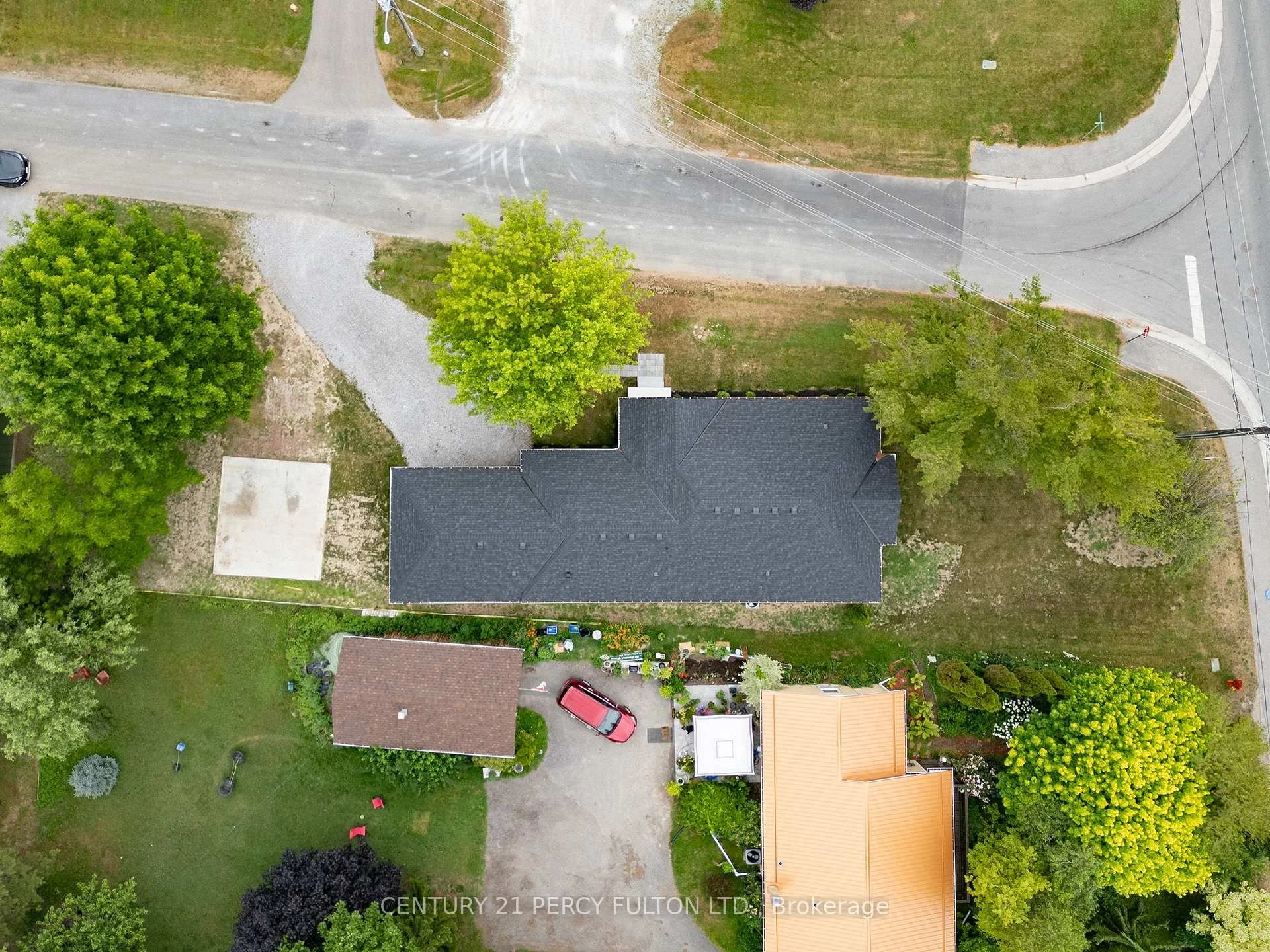 Photo 40 of 68 Hamilton Plank Road, Norfolk, Port Dover — HOMEH