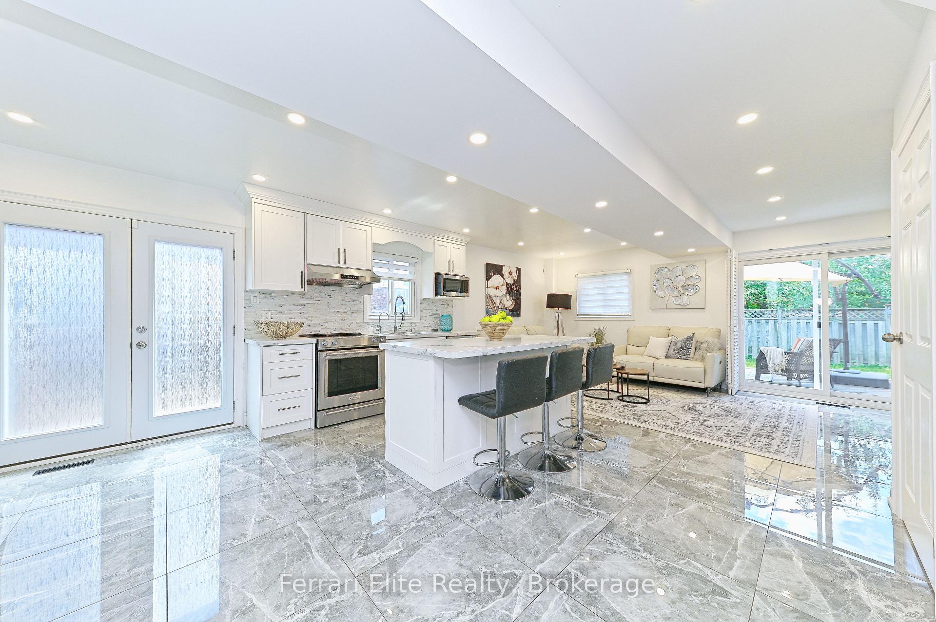 Photo 1 of 53 Belvedere Crescent, Richmond Hill, Crosby — HOMEH