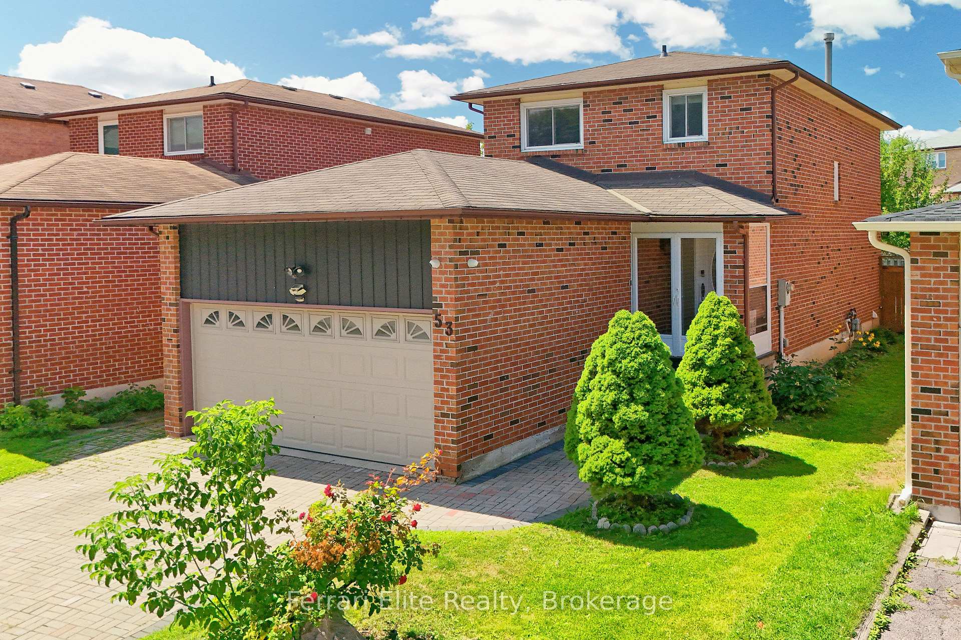 Photo 3 of 53 Belvedere Crescent, Richmond Hill, Crosby — HOMEH