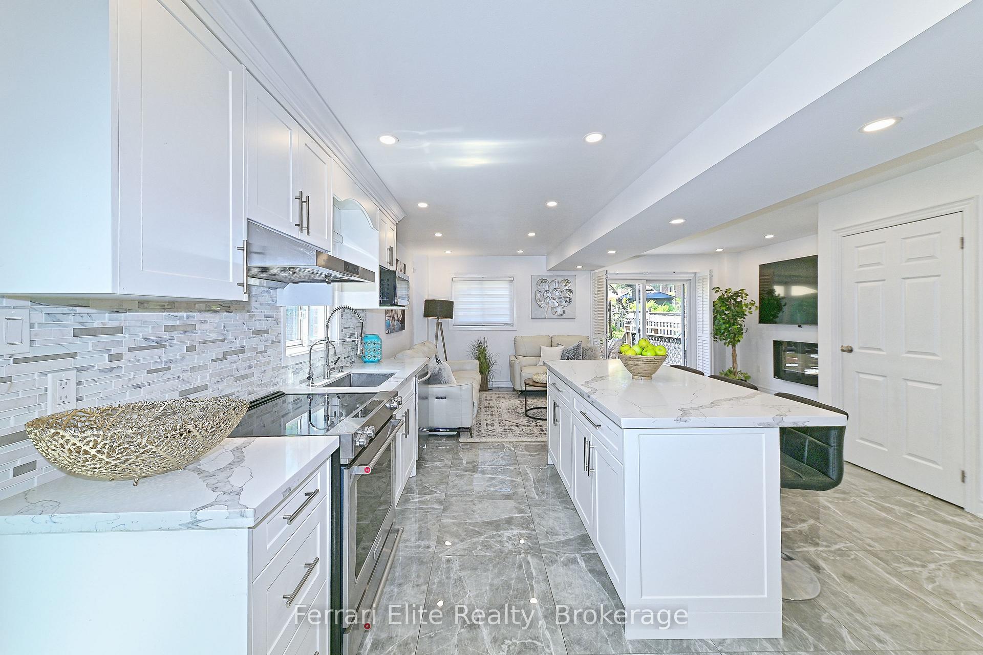 Photo 8 of 53 Belvedere Crescent, Richmond Hill, Crosby — HOMEH