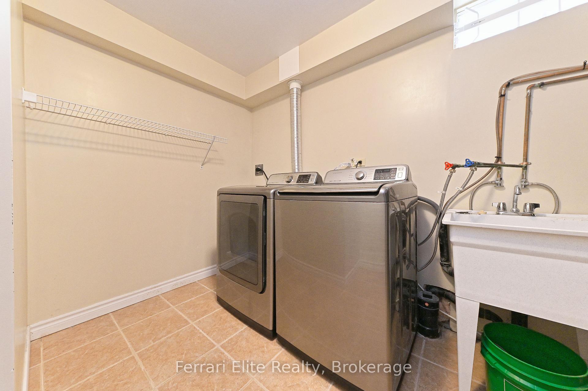 Photo 19 of 53 Belvedere Crescent, Richmond Hill, Crosby — HOMEH