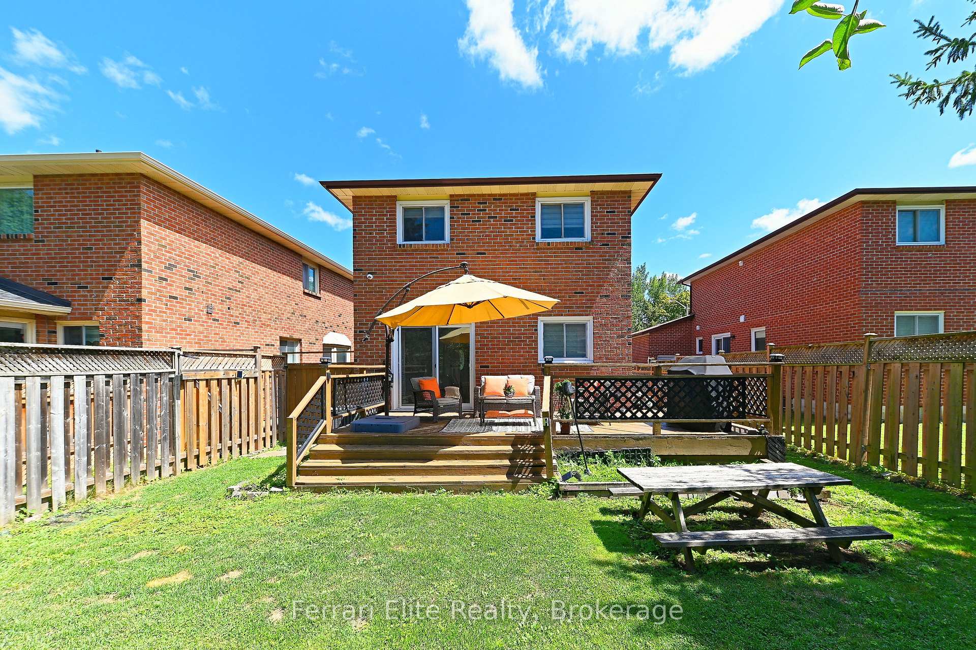 Photo 21 of 53 Belvedere Crescent, Richmond Hill, Crosby — HOMEH