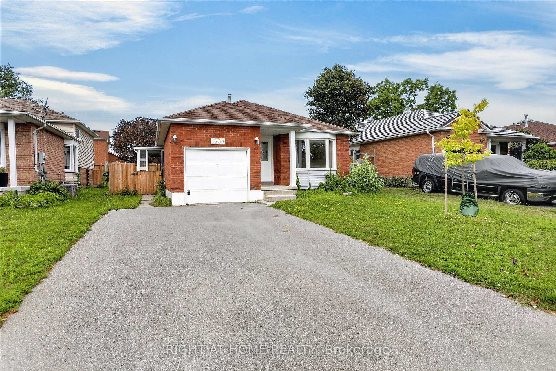 Photo 2 of 1533 Wildlark Drive, Peterborough, Monaghan Ward 2 — HOMEH