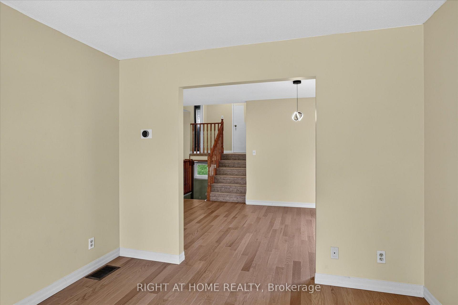 Photo 10 of 1533 Wildlark Drive, Peterborough, Monaghan Ward 2 — HOMEH