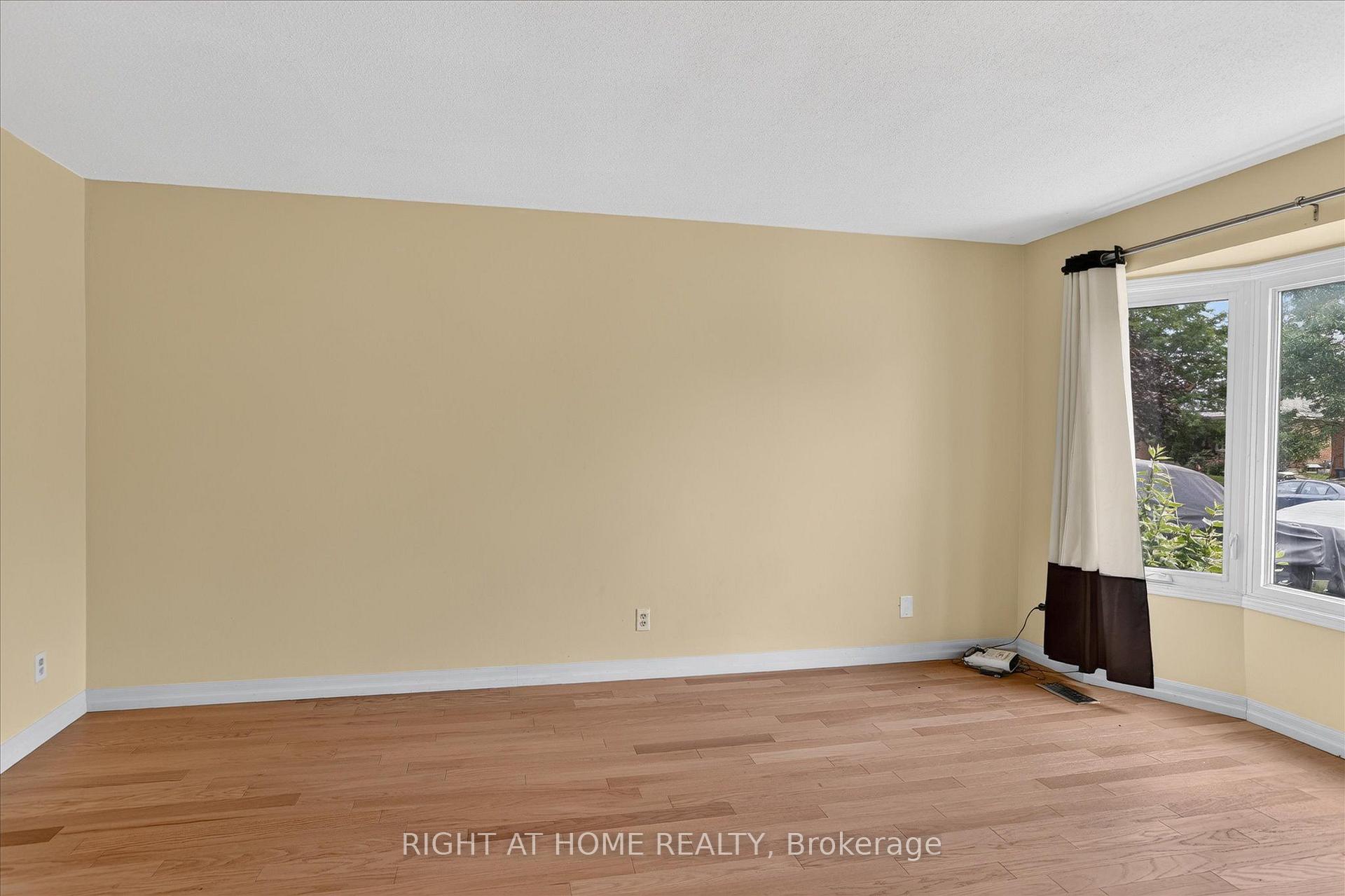 Photo 11 of 1533 Wildlark Drive, Peterborough, Monaghan Ward 2 — HOMEH