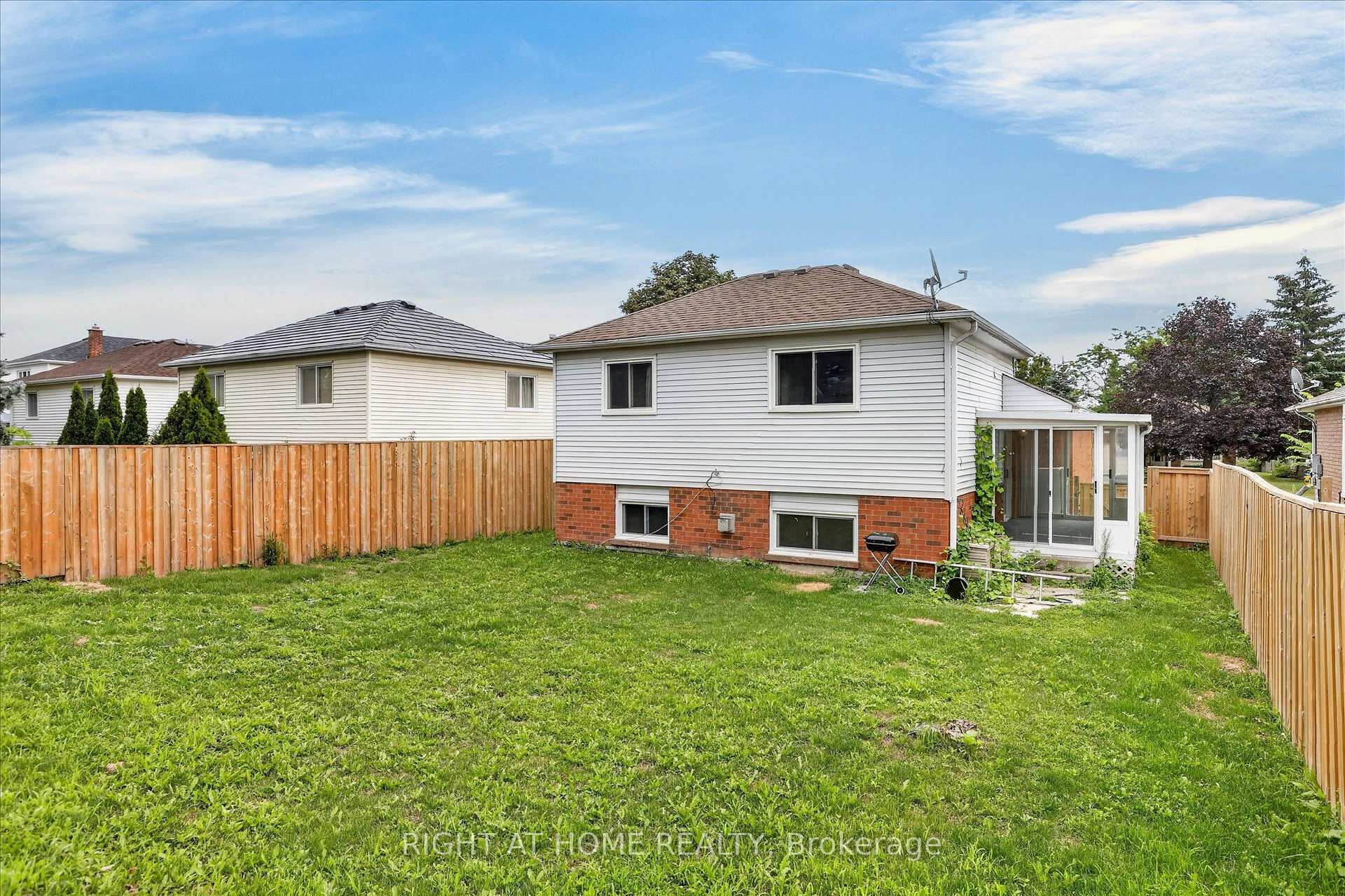 Photo 48 of 1533 Wildlark Drive, Peterborough, Monaghan Ward 2 — HOMEH