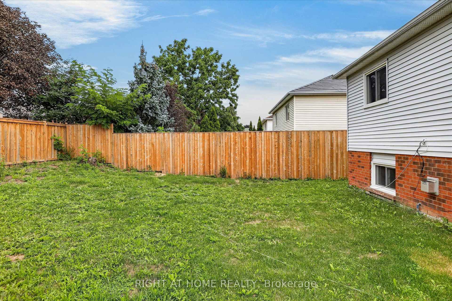 Photo 50 of 1533 Wildlark Drive, Peterborough, Monaghan Ward 2 — HOMEH