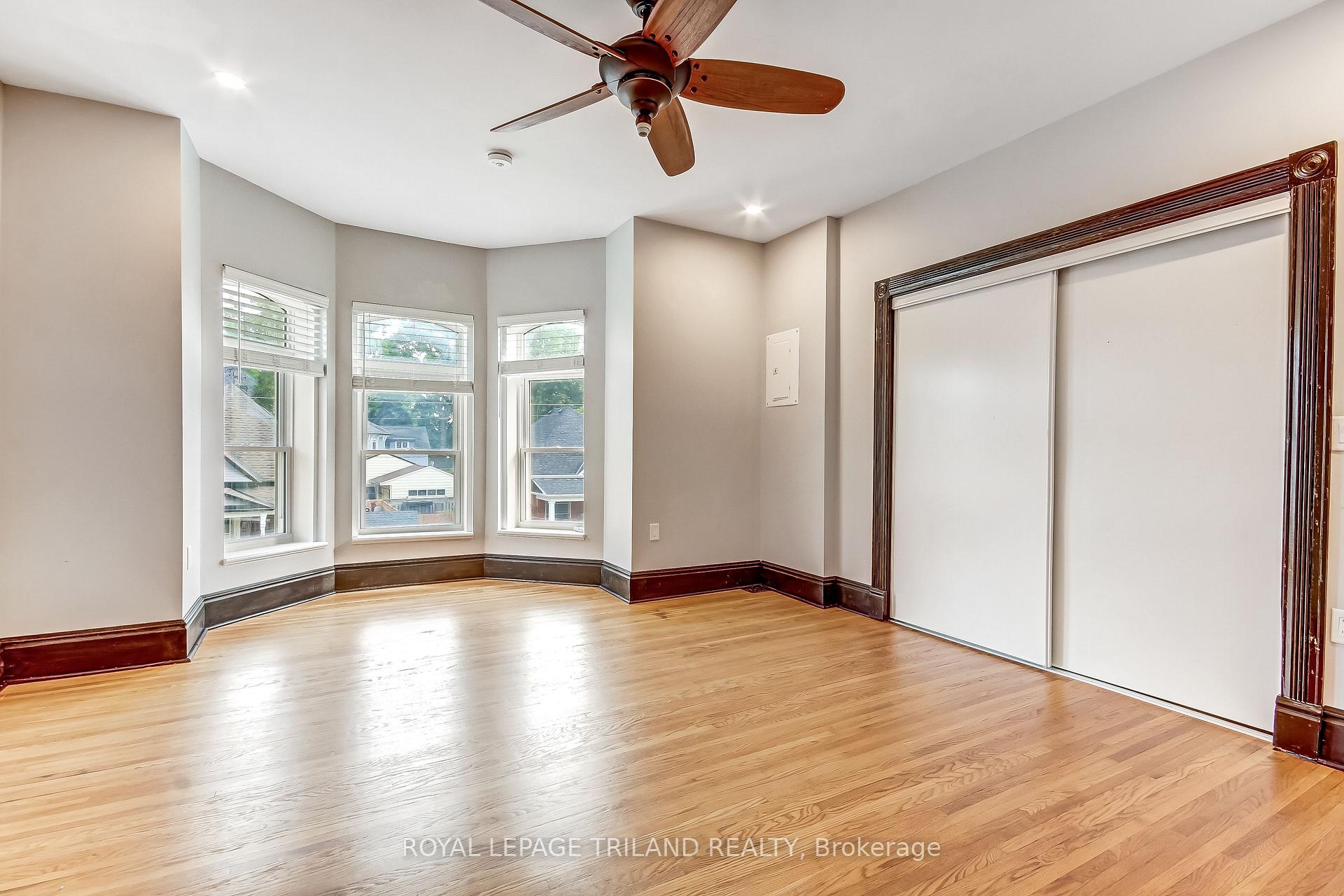 Photo 6 of Unit 33 1/2, 33 1/2 St George Street, St. Thomas — HOMEH