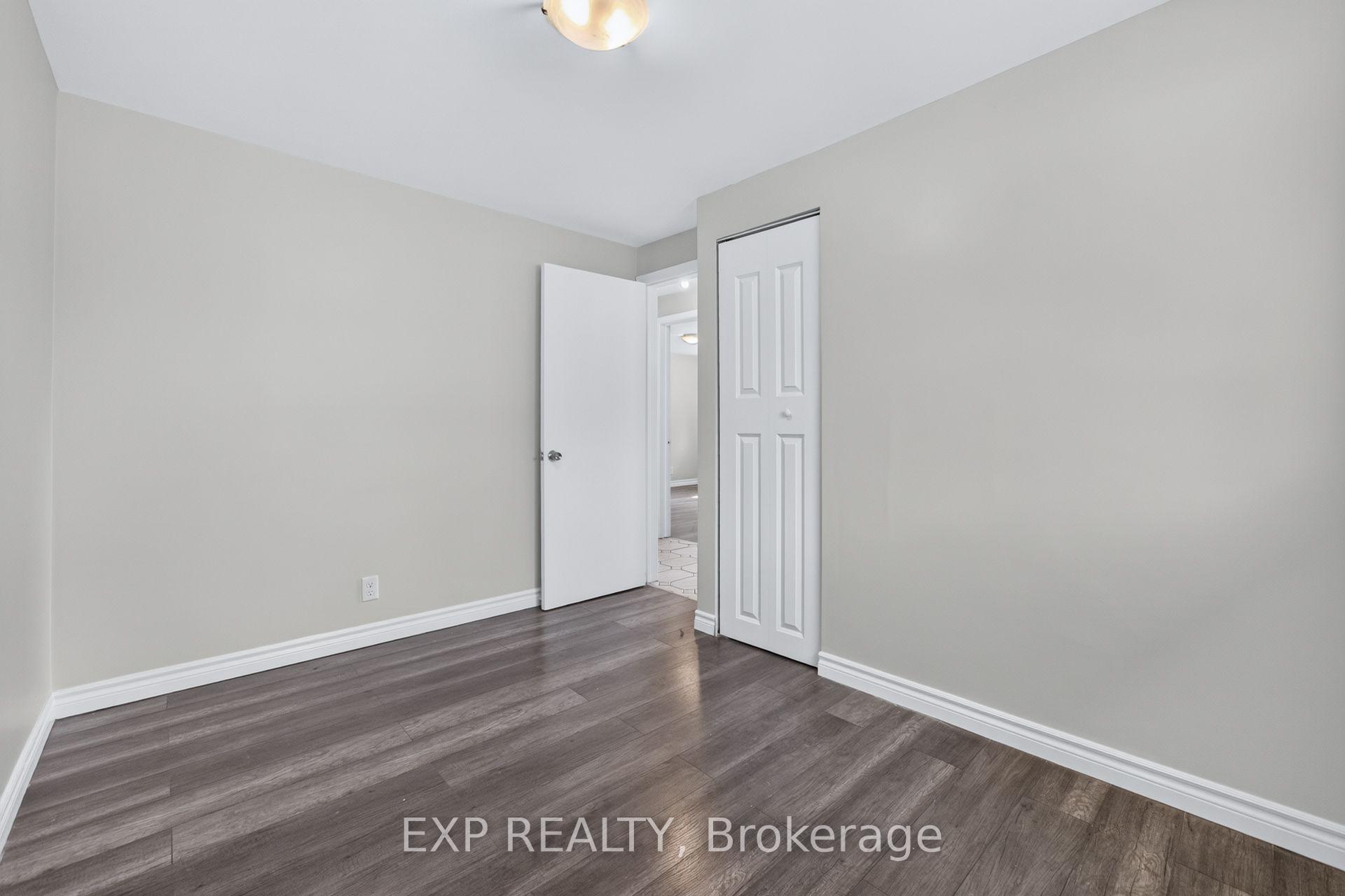 Photo 23 of 51 Appalachian Crescent, Kitchener, Alpine — HOMEH