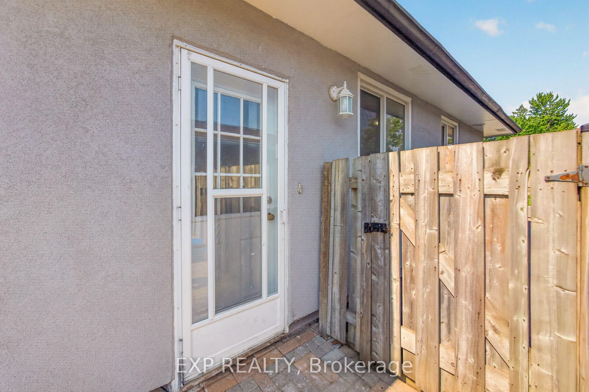 Photo 40 of 51 Appalachian Crescent, Kitchener, Alpine — HOMEH
