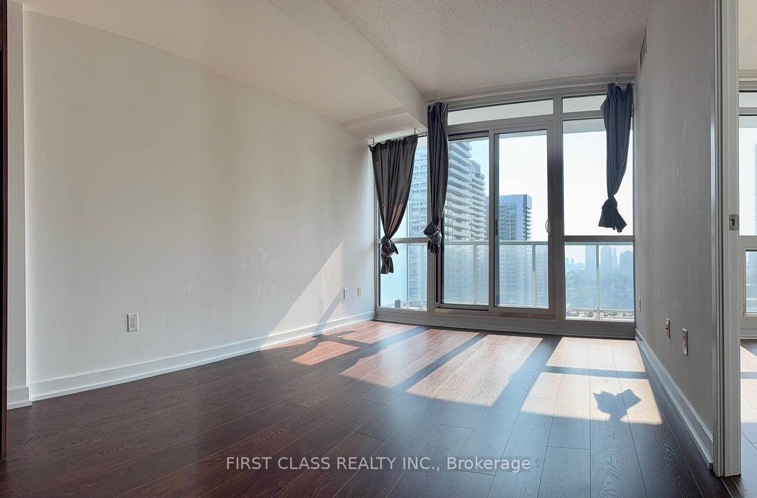 Photo 3 of Unit 2510, 121 Mcmahon Drive, North York, Bayview Village — HOMEH