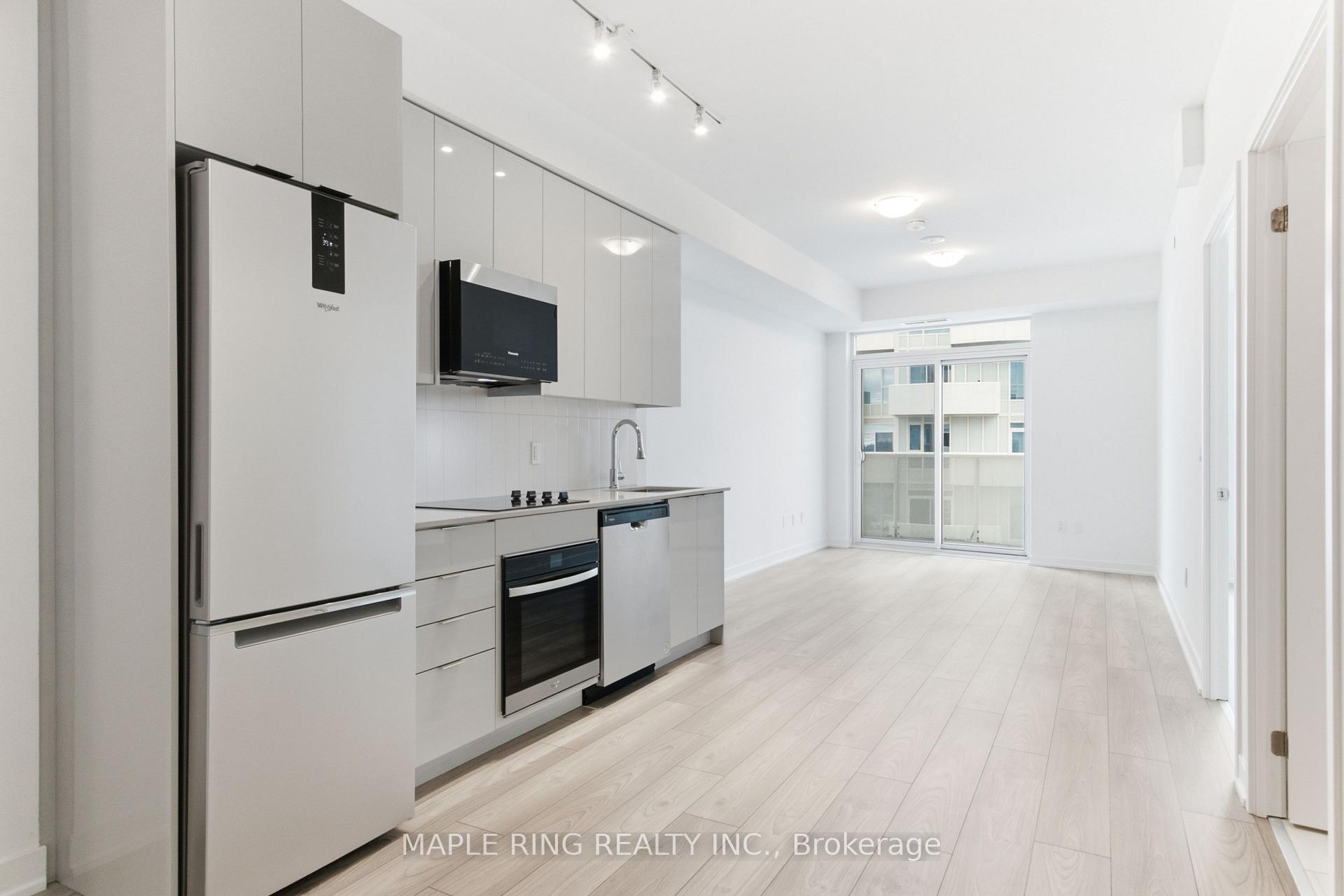 Photo 5 of Unit 1002, 474 Caldari Road, Vaughan, Concord — HOMEH
