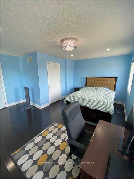 Photo 10 of Unit Main, 139 Hibbard Drive, Ajax, Central — HOMEH