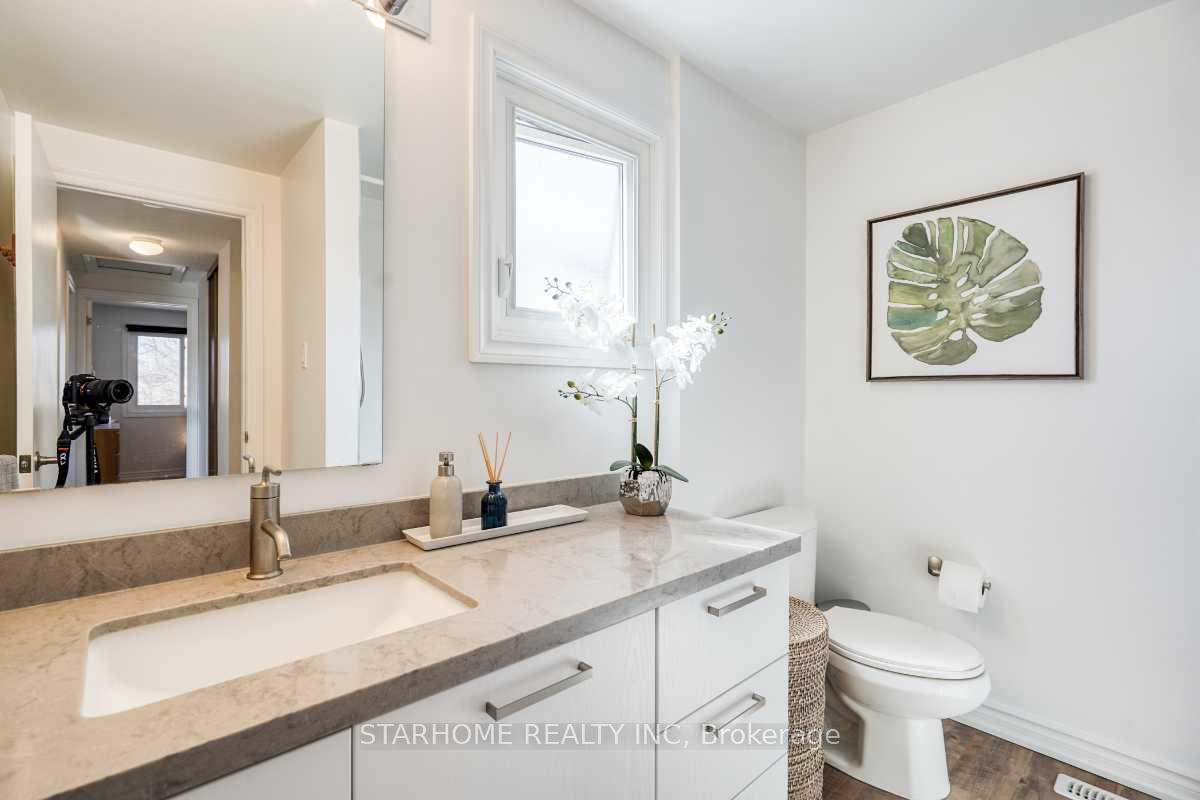Photo 23 of 8 Amberwood Square, Brampton, Heart Lake West — HOMEH