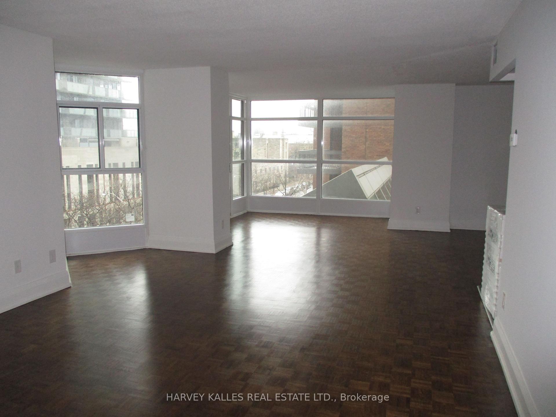 Photo 2 of Unit 404, 55 Charles Street W, Toronto, Bay Street Corridor — HOMEH