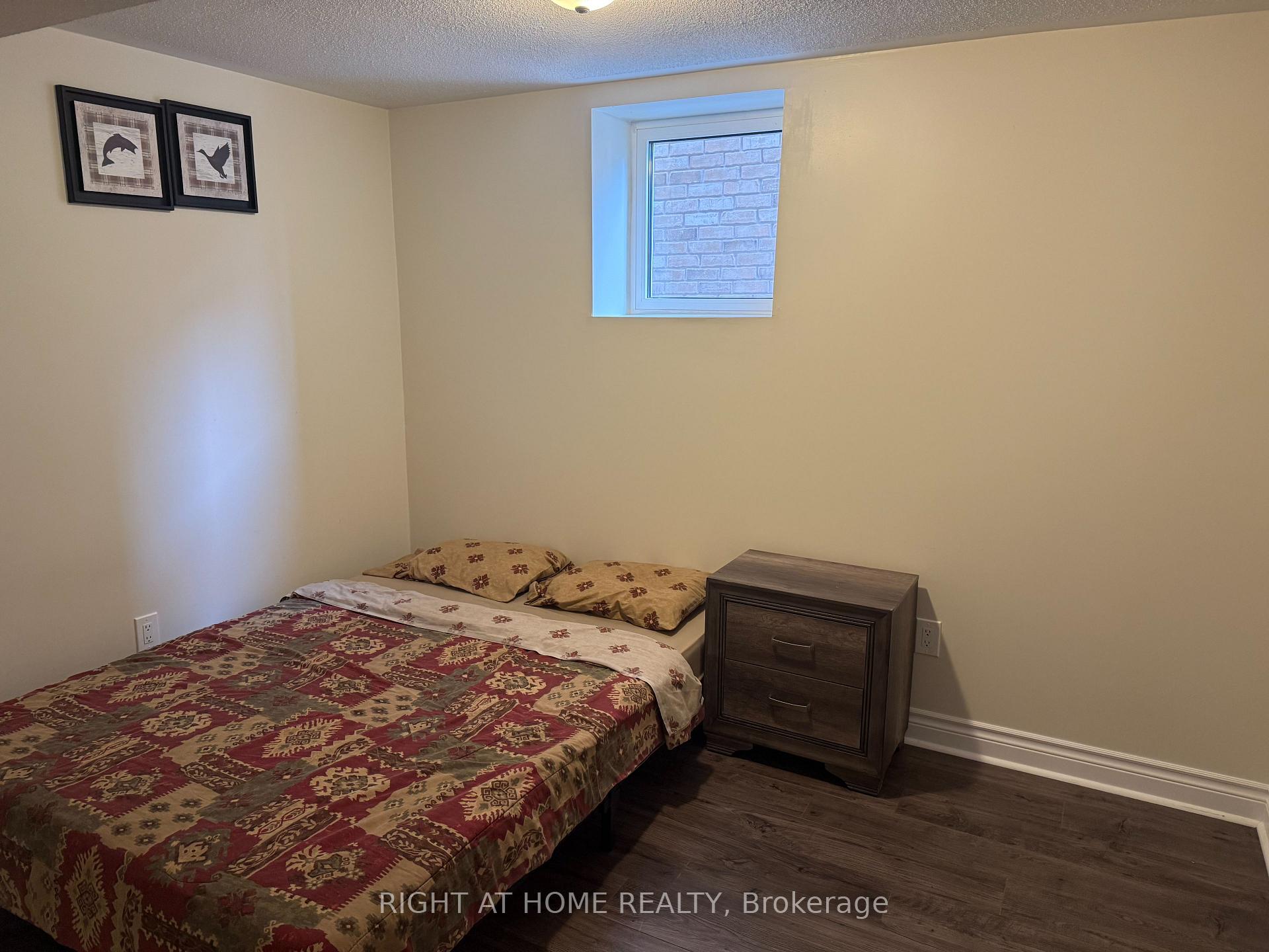 Photo 5 of Unit Basement unit, 65 Fallowfield Road, Brampton, Credit Valley — HOMEH