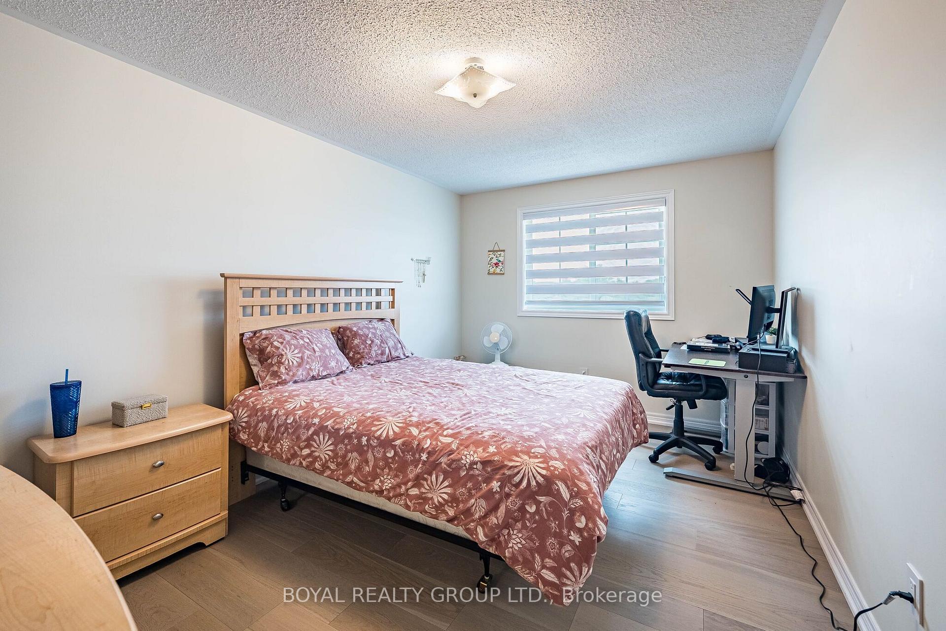 Photo 36 of 8 Coniferous Court, Brampton, Sandringham-Wellington — HOMEH
