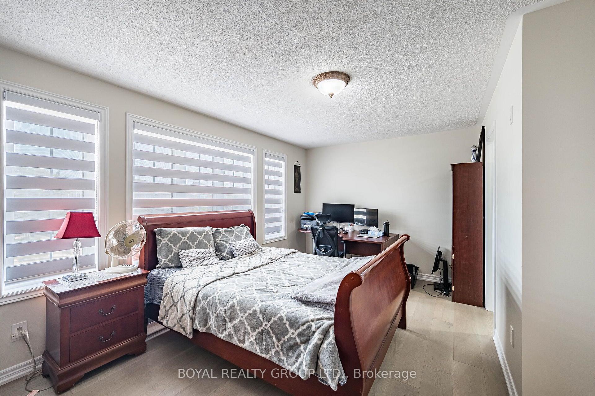 Photo 40 of 8 Coniferous Court, Brampton, Sandringham-Wellington — HOMEH