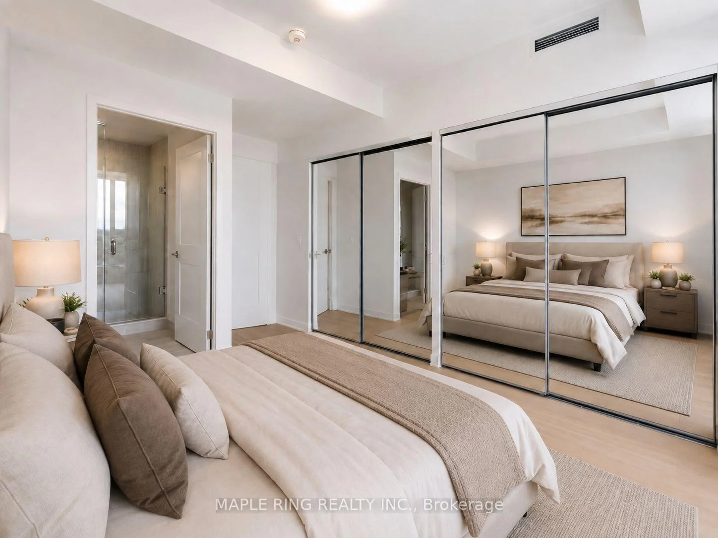 Photo 4 of Unit 704, 474 Caldari Road, Vaughan, Concord — HOMEH