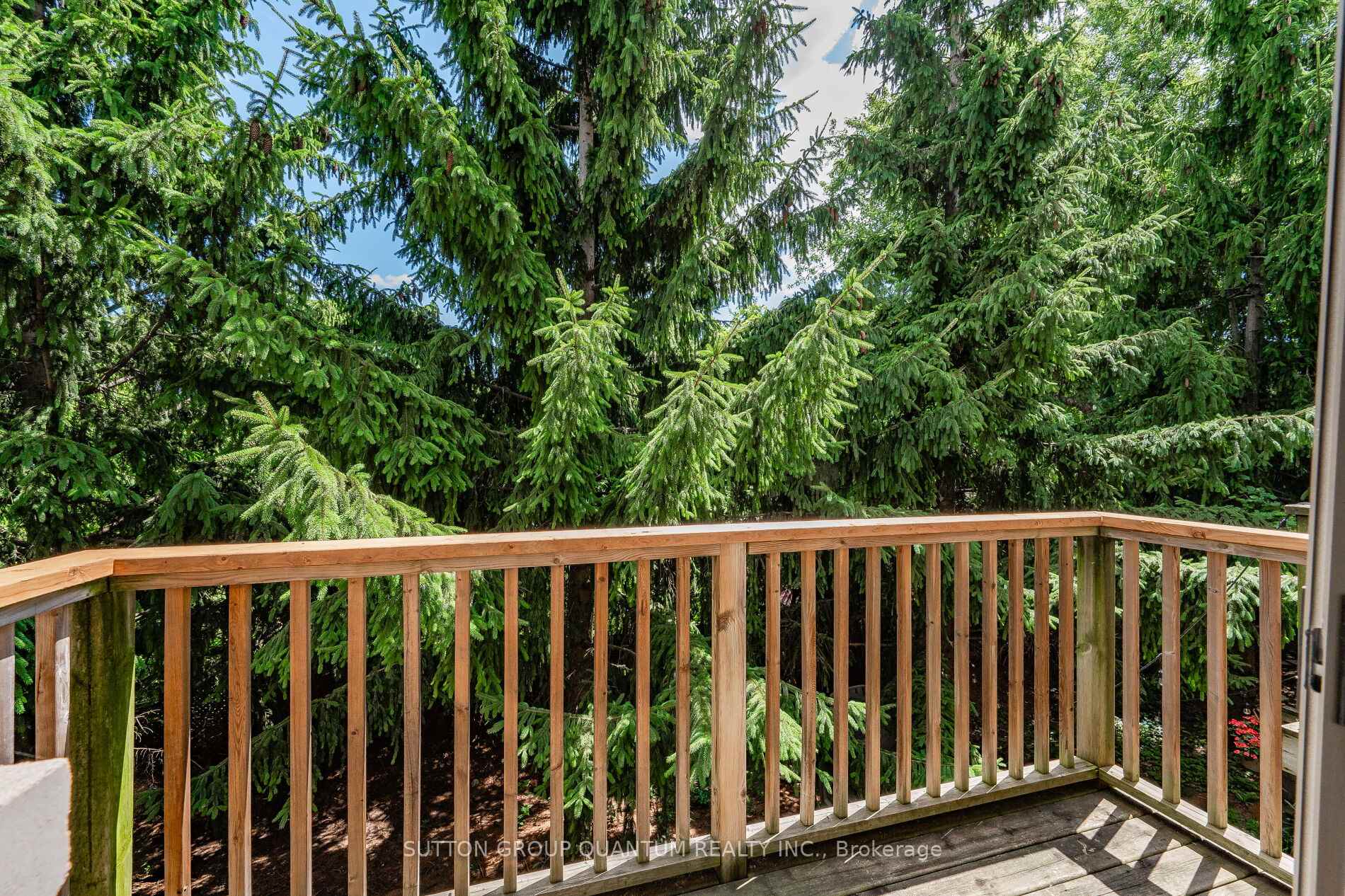 Photo 9 of 4304 Ingram, Burlington, Shoreacres — HOMEH