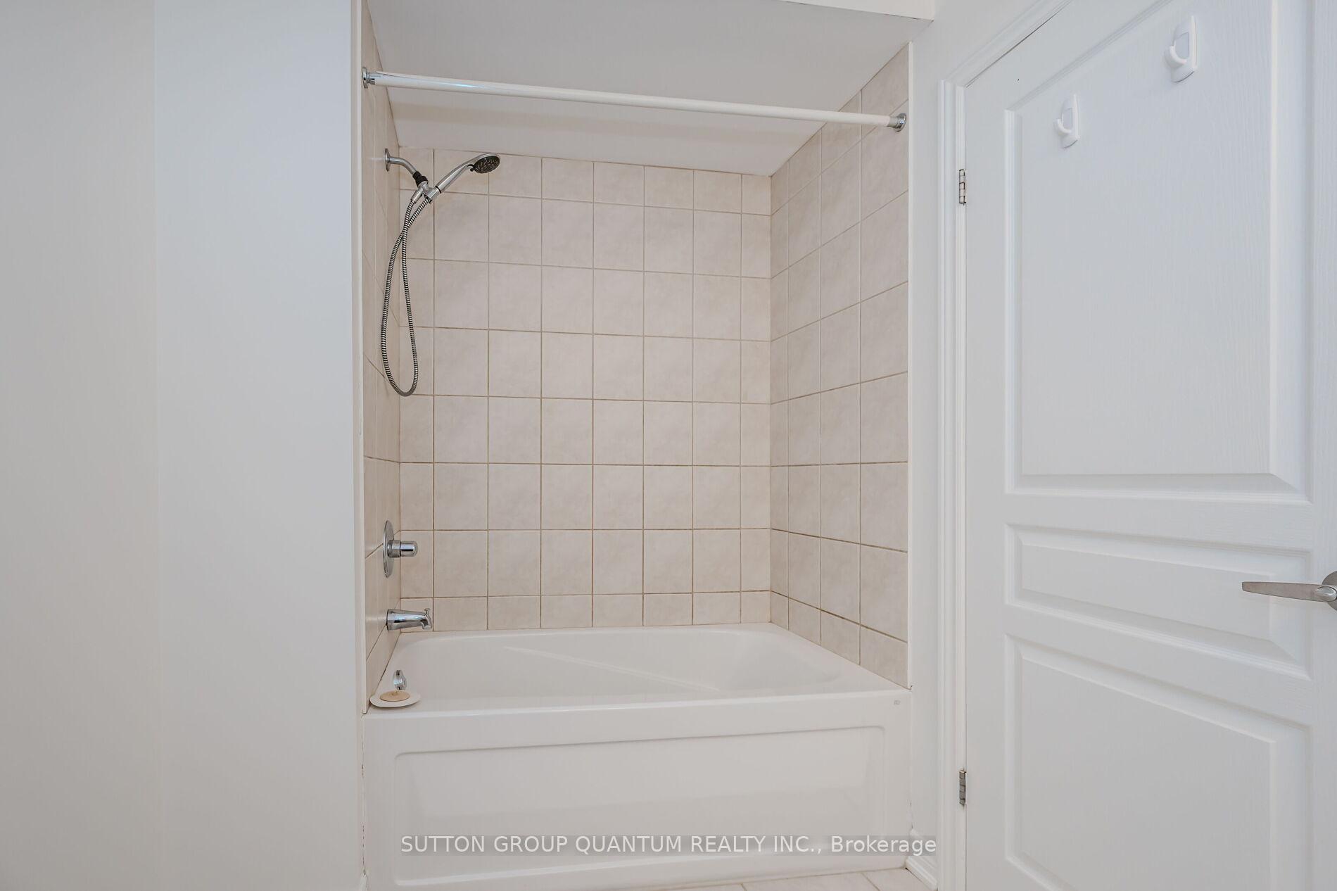 Photo 17 of 4304 Ingram, Burlington, Shoreacres — HOMEH