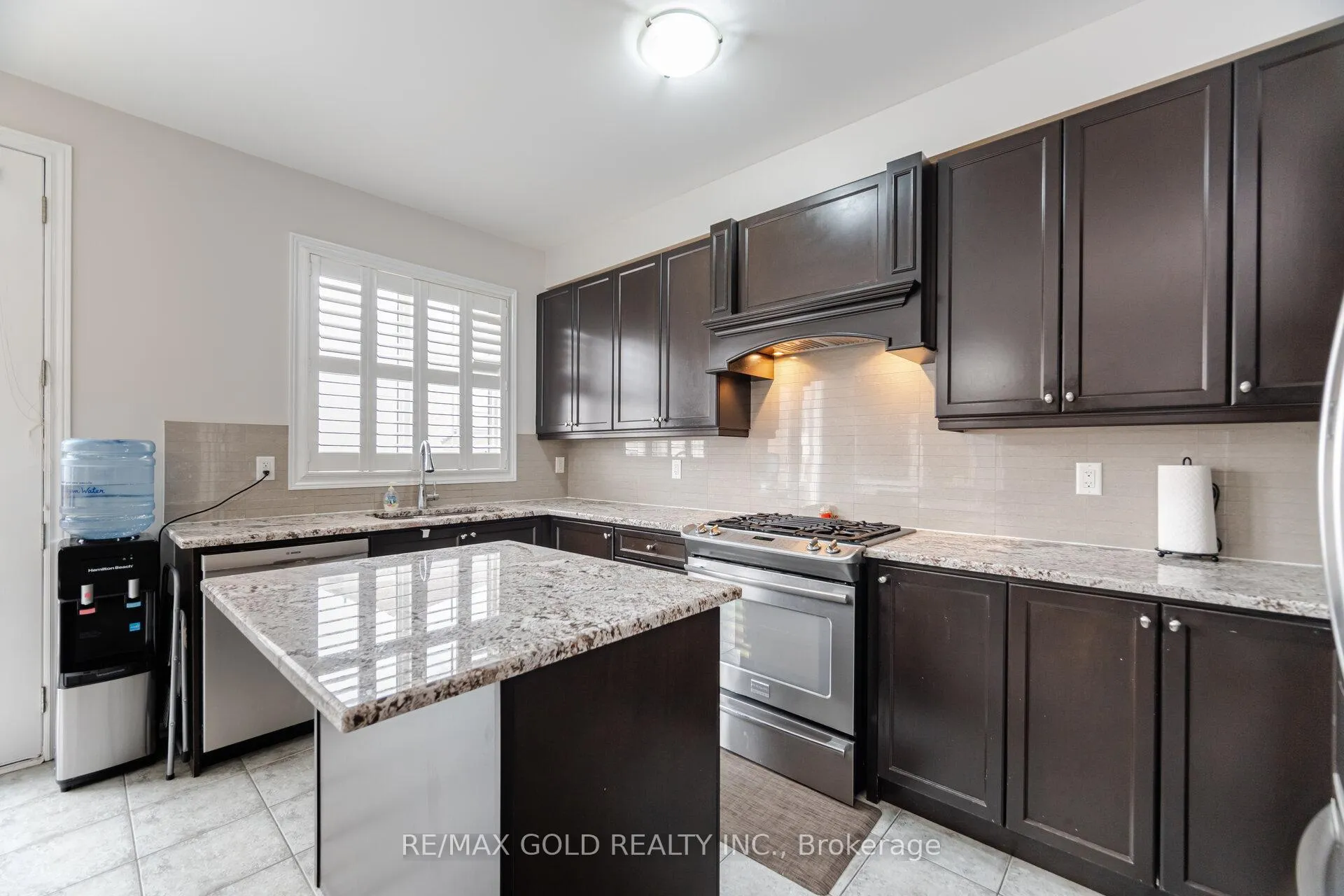 Photo 15 of 22 Ripple Street, Brampton, Sandringham-Wellington — HOMEH