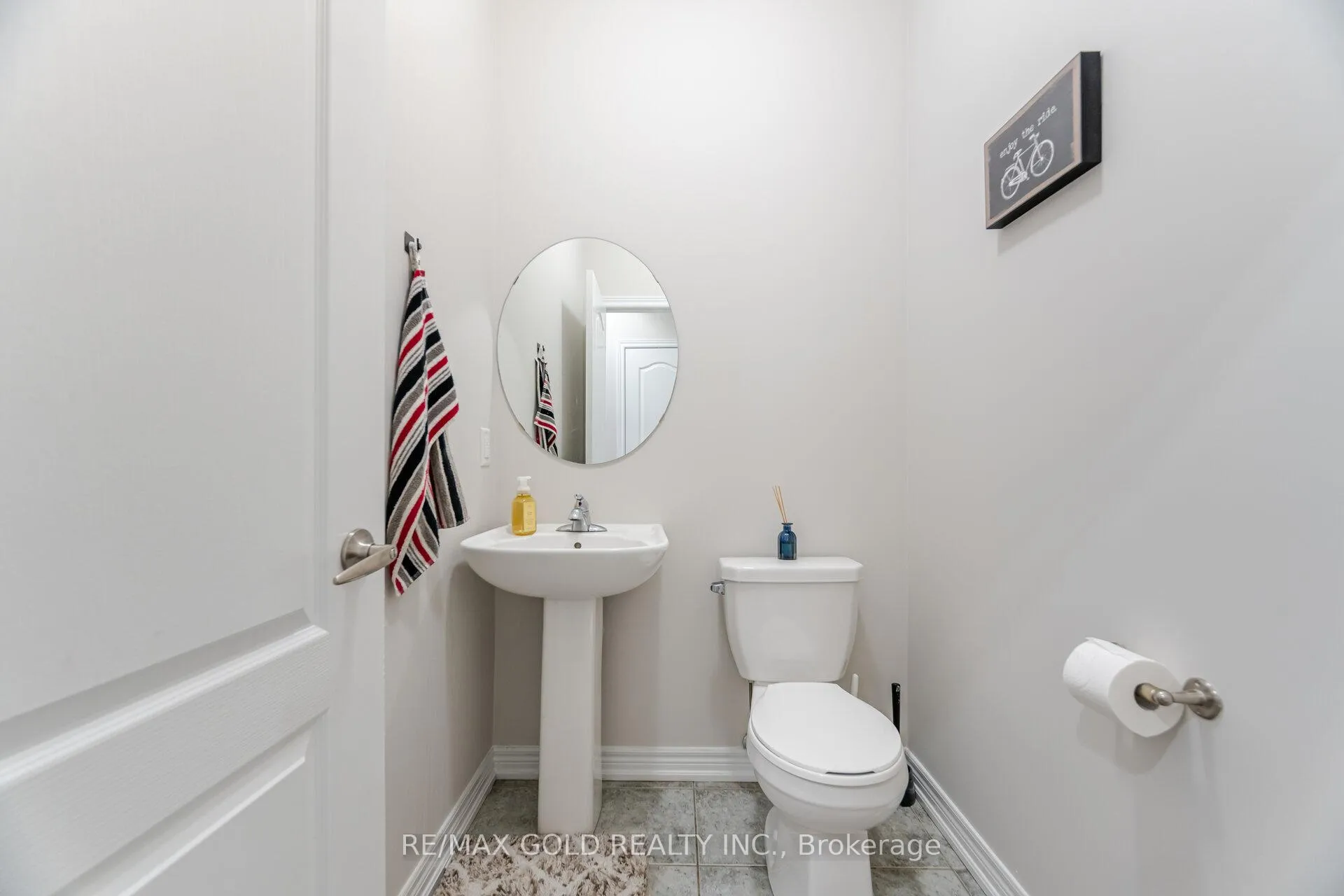 Photo 18 of 22 Ripple Street, Brampton, Sandringham-Wellington — HOMEH